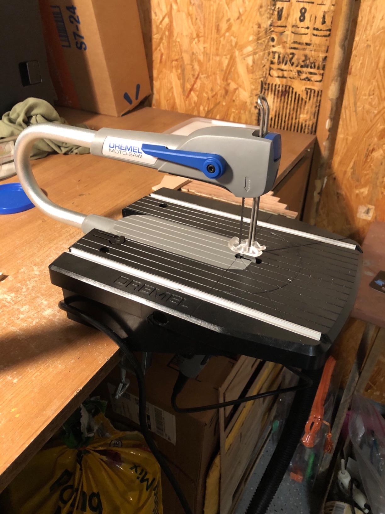 Dremel MS20-01 Moto-Saw Variable Speed Compact Scroll Saw Kit customer photo 2
