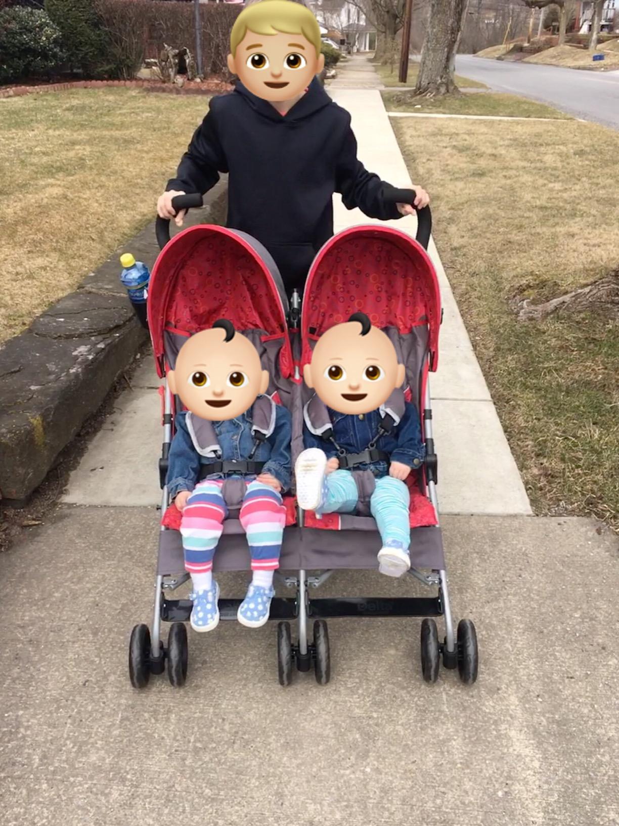 Delta Children LX Side by Side Stroller - with Recline, Storage & Compact Fold, Night Sky customer photo 2