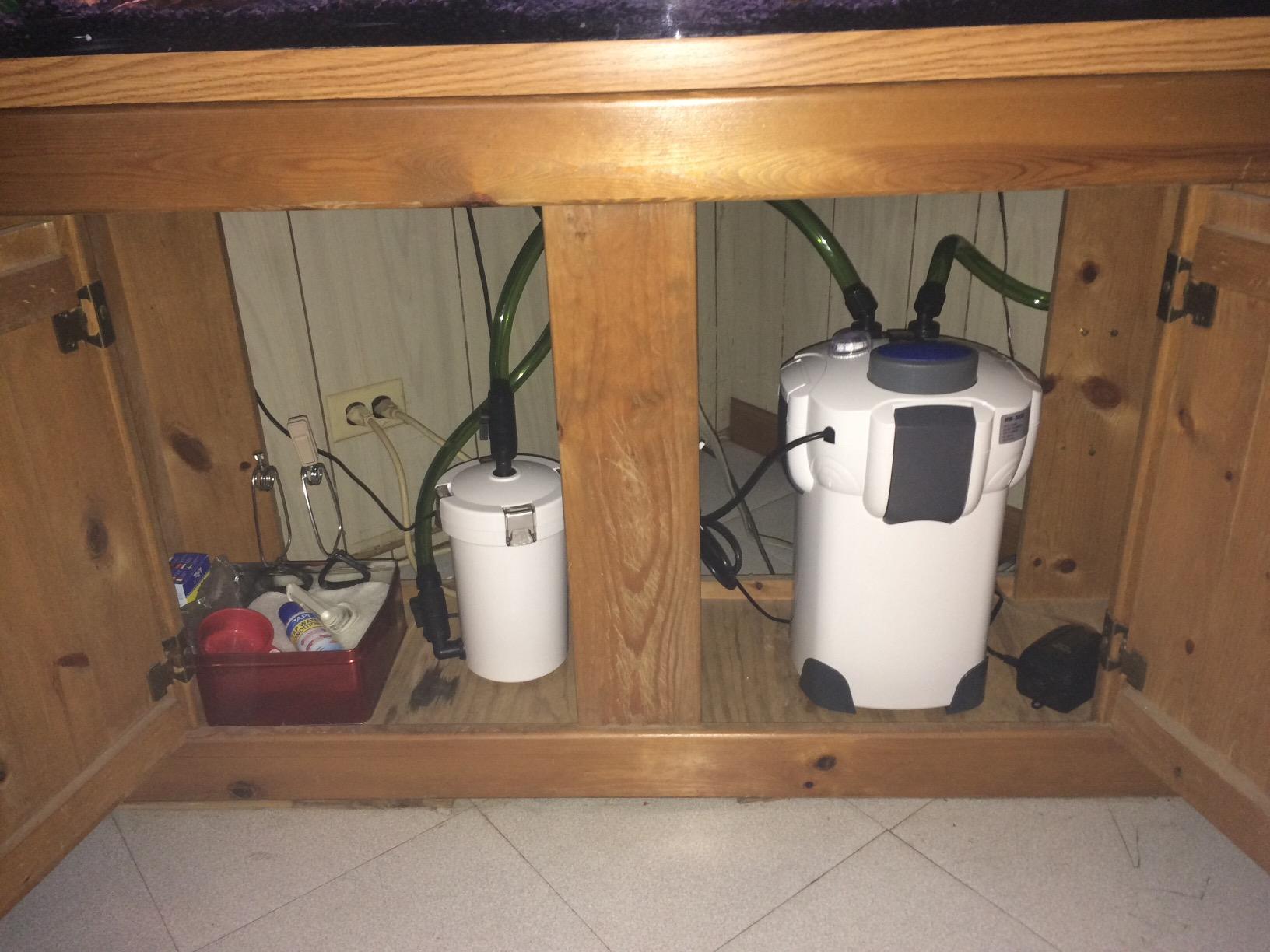 SunSun Hw303B 370GPH Pro Canister Filter Kit with 9-watt UV Sterilizer customer photo 2