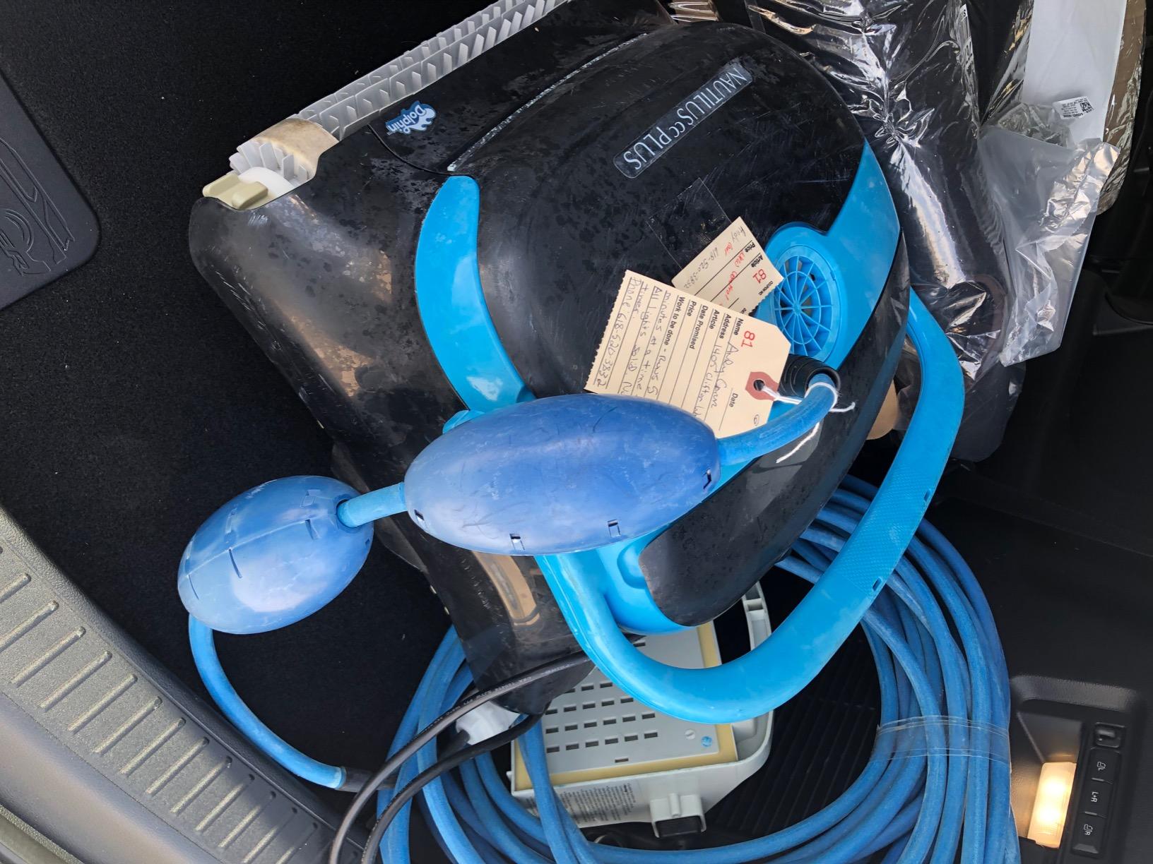 Dolphin Automatic Robotic Pool Vacuum Cleaner, Wall Climbing Scrubber Brush, Smart Navigation, Ideal for In-Ground Pools up to 40FT in Length - Nautilus CC Plus customer photo 2