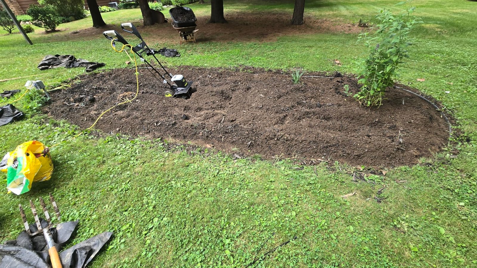 Sun Joe Corded Electric Garden Tiller & Cultivator with Steel Tines, TJ604E customer photo 1