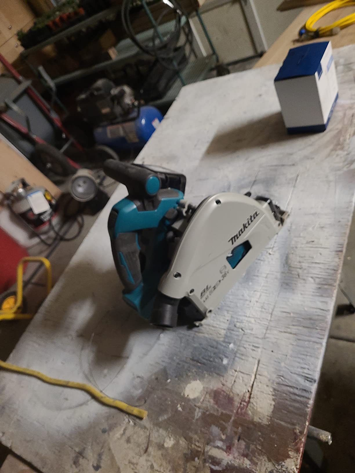 Makita XPS01PTJ 18-Volt X2 LXT Lithium-Ion (36V) Brushless Cordless 6-1/2 inch Plunge Circular Saw Kit (5.0Ah) with 199140-0 39 inch Guide Rail(Sold separately) customer photo 1