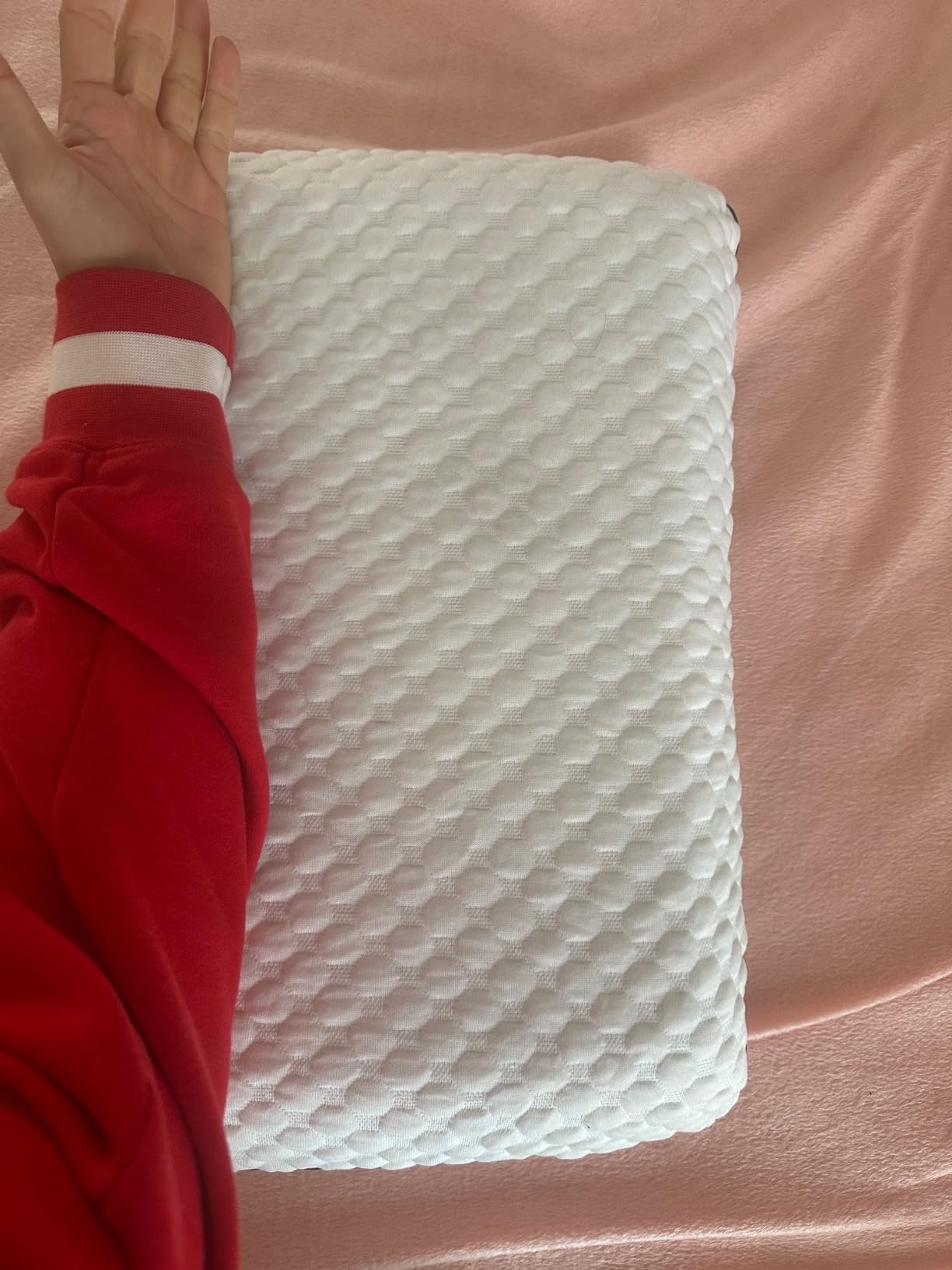 Weekender Cooling Gel Memory Foam Pillow for Sleeping – Standard Size, Ventilated Cooling Pillow for Side & Back Sleepers, Neck & Shoulder Support, Medium Firm, Washable Cover customer photo 1
