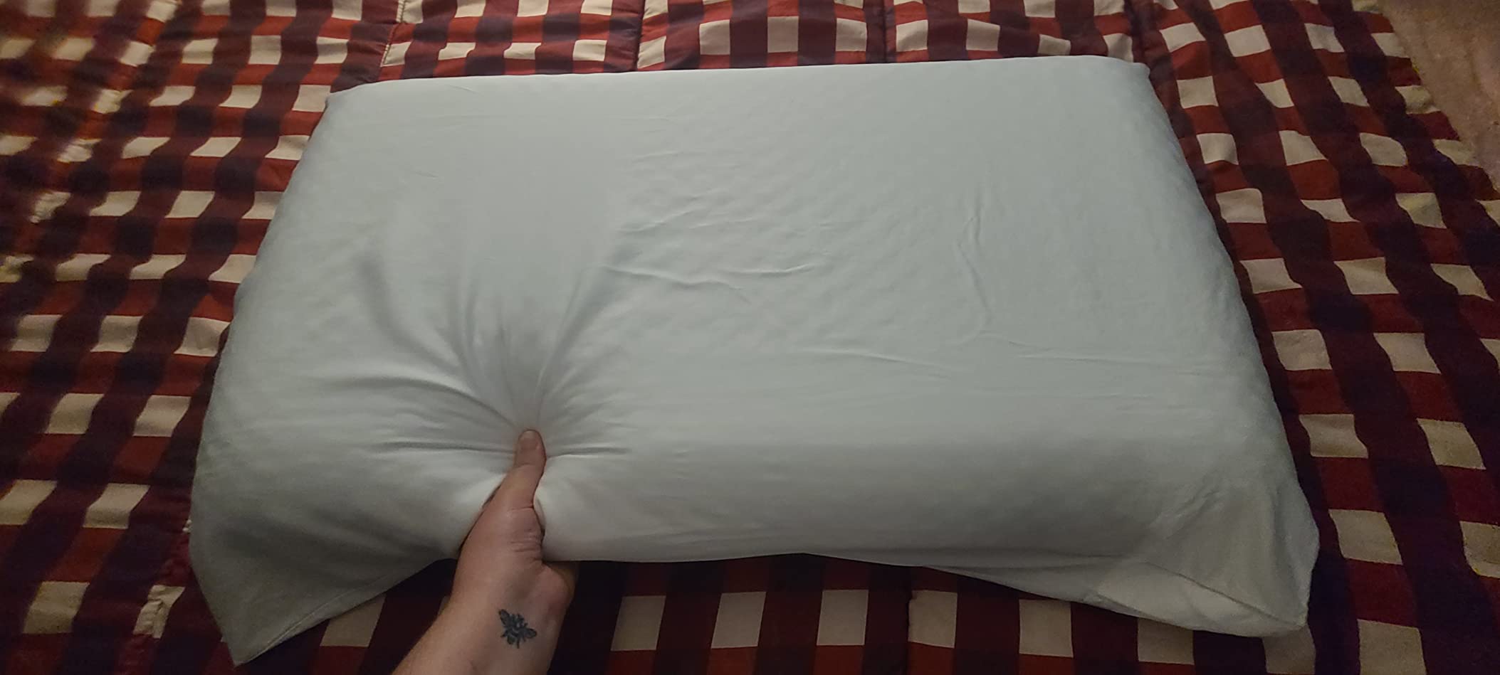 Weekender Cooling Gel Memory Foam Pillow for Sleeping – Standard Size, Ventilated Cooling Pillow for Side & Back Sleepers, Neck & Shoulder Support, Medium Firm, Washable Cover customer photo 2