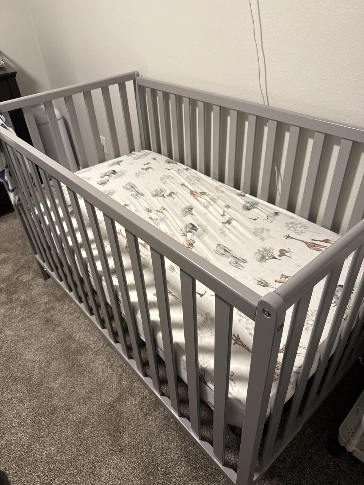 Delta Children Heartland 4-in-1 Convertible Crib - Greenguard Gold Certified, Bianca White customer photo 2