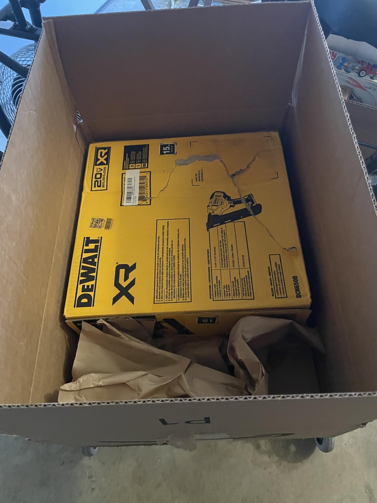 20V MAX XR Lithium-Ion Cordless 15-Gauge Angled Finish Nailer (Tool Only) customer photo 1