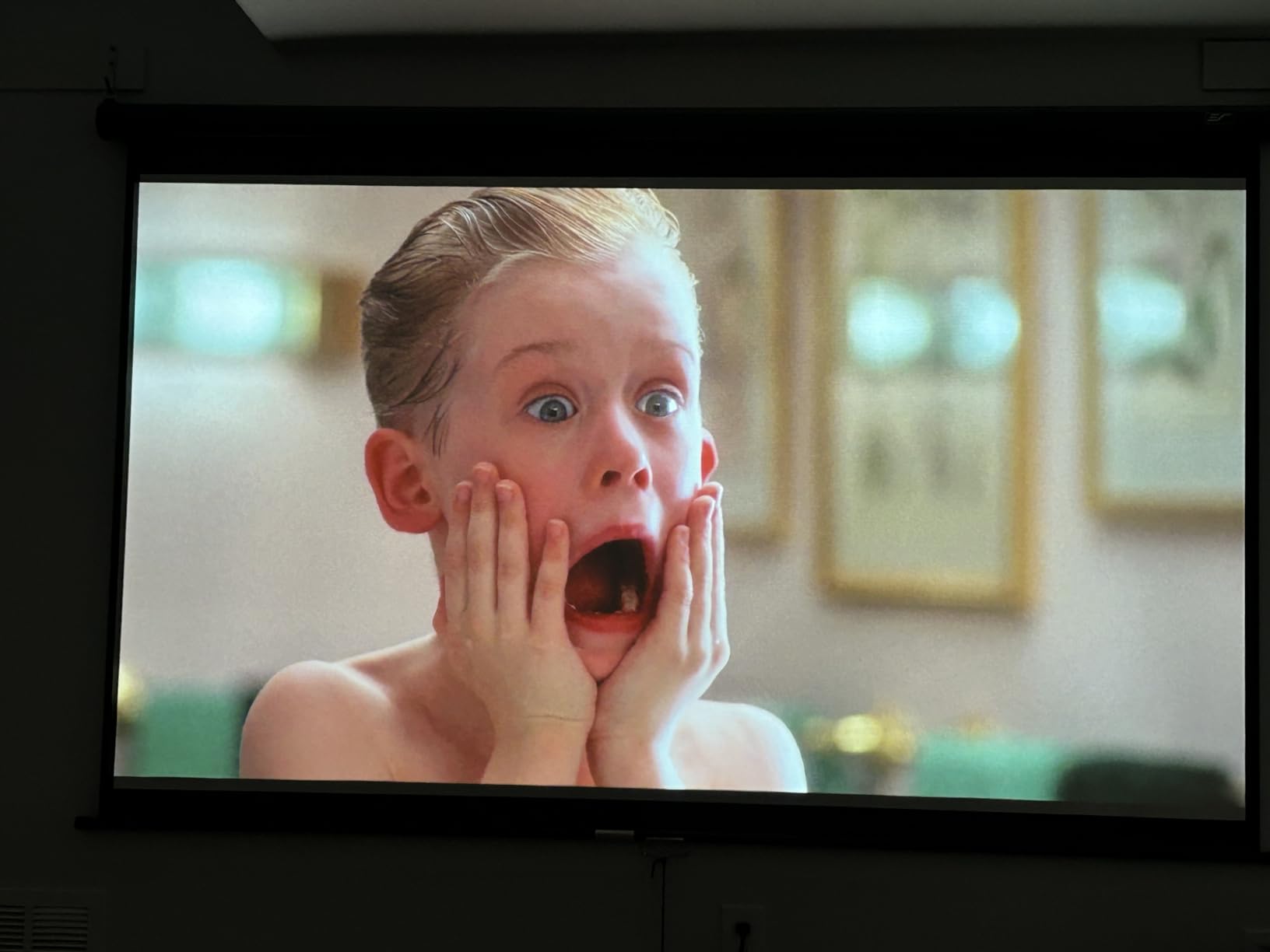 ViewSonic PA503W 4000 Lumens WXGA DLP Projector, High Brightness HDMI customer photo 1