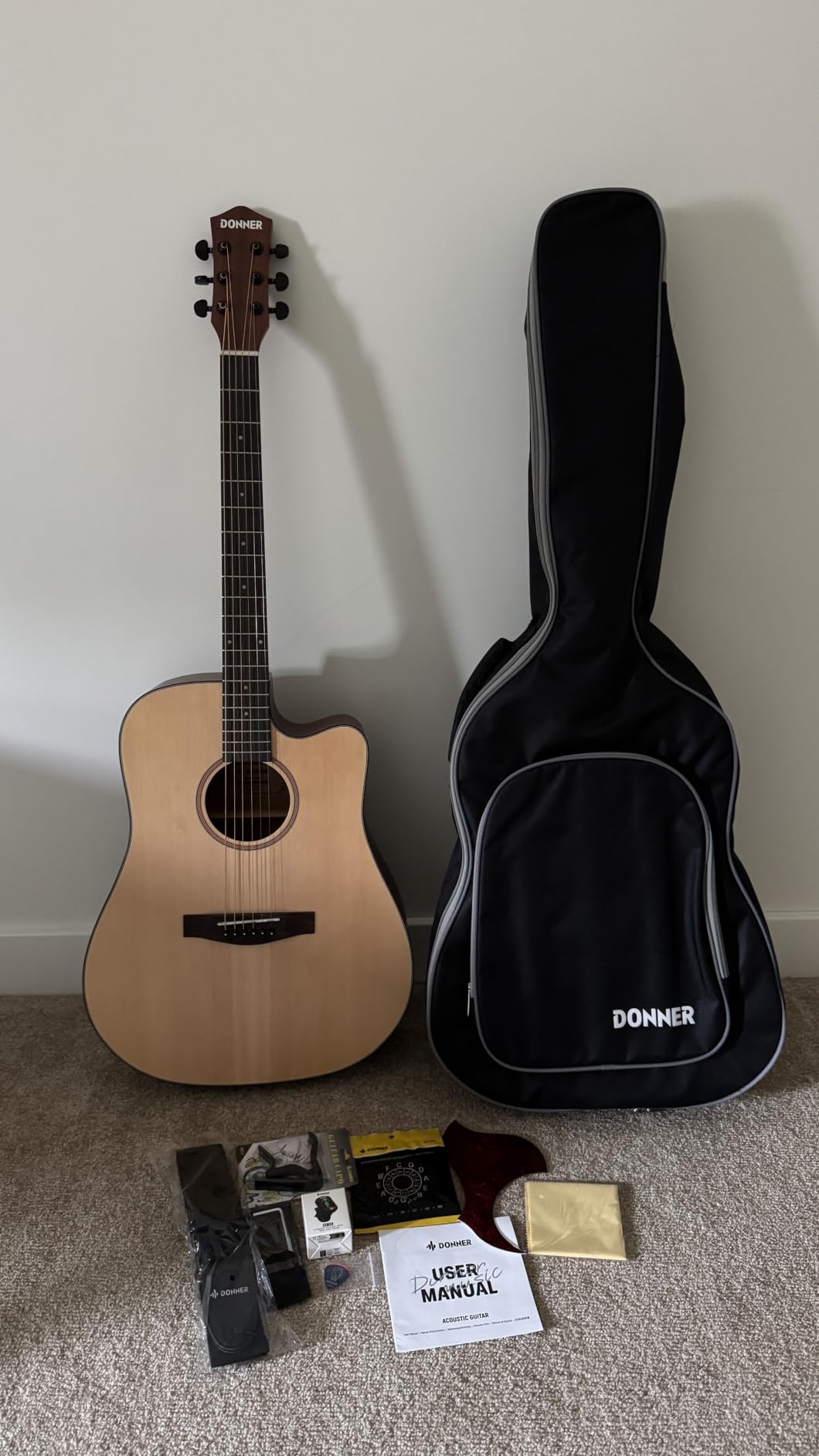 Donner Acoustic Guitar for Beginner Adult Full Size Cutaway Acustica Guitarra Bundle Kit with Free Online Lesson Bag Strap Tuner Capo Pickguard String Pick, Right Hand 41”Sunburst, DAG-1CS/DAD-160CS customer photo 2