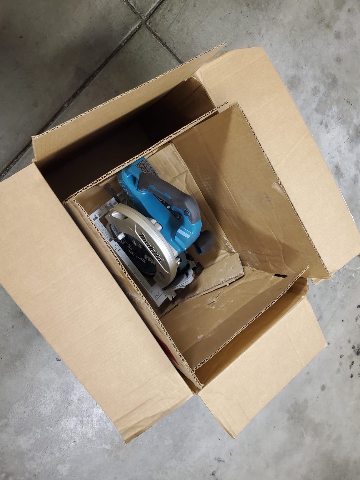 Makita XSH06Z 18V X2 LXT® Lithium-Ion (36V) Brushless Cordless 7-1/4” Circular Saw, Tool Only customer photo 2
