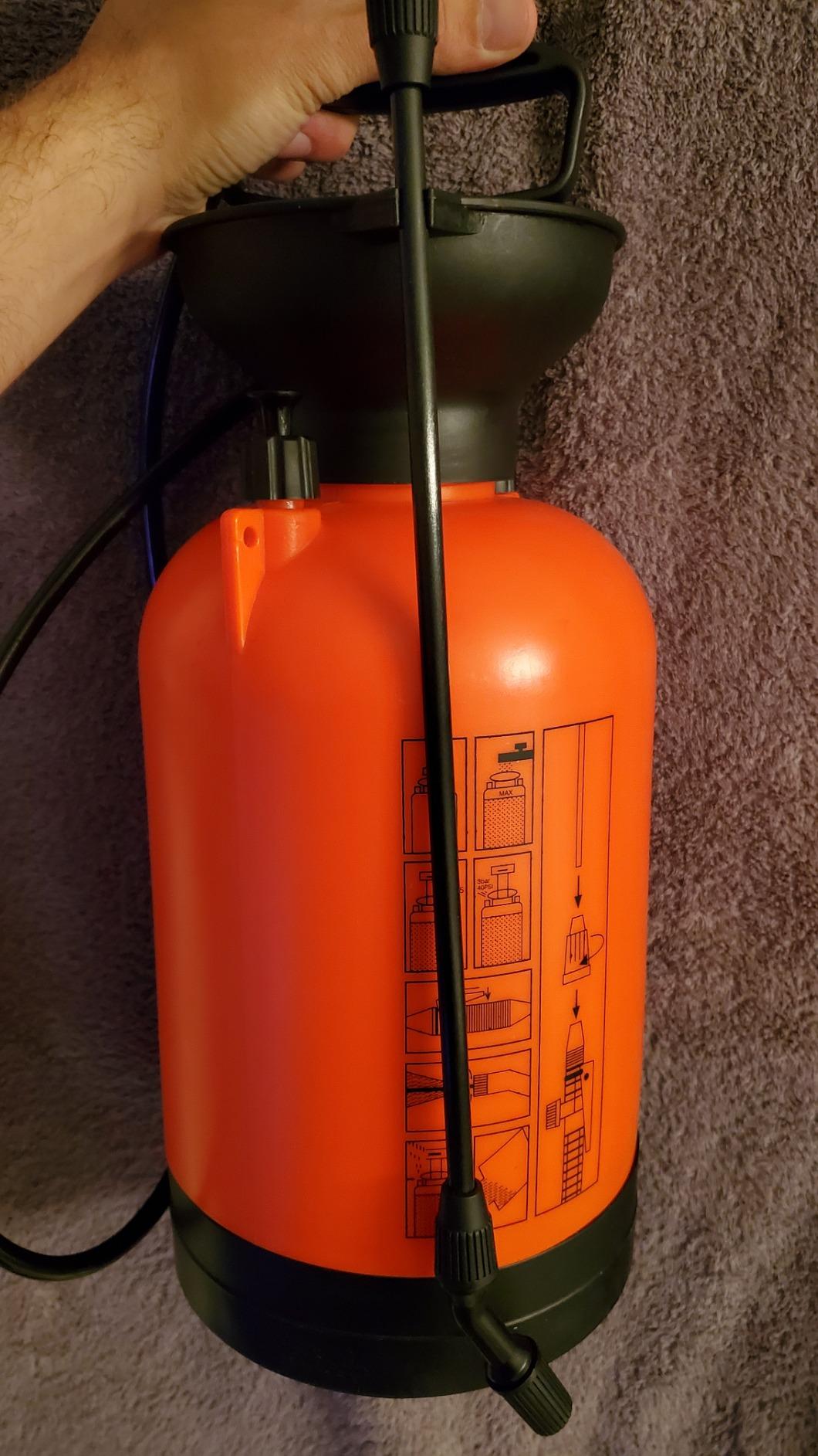 VIVOSUN 1.35-Gallon Pump Pressure Sprayer customer photo 1