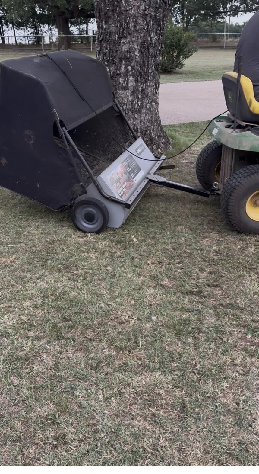 Ohio Steel 4222V2 Lawn Sweeper, 22 cu.ft, Gray customer photo 2