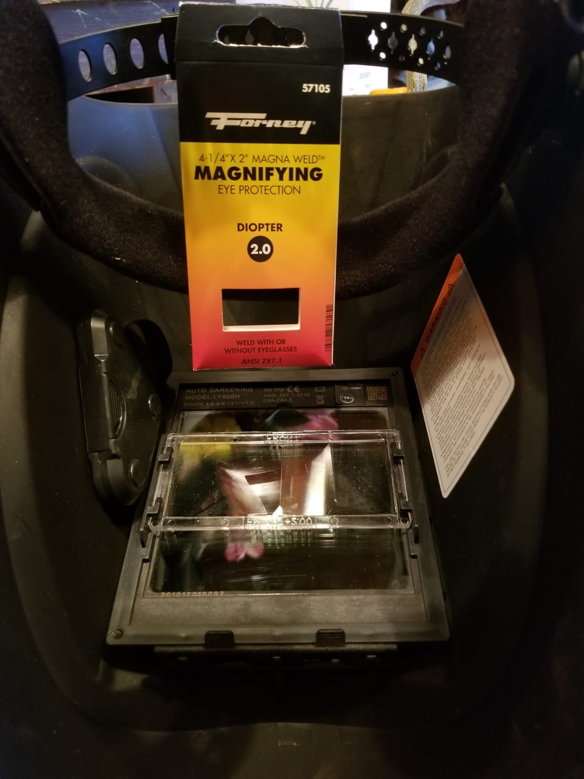YESWELDER Auto Darkening Welding Helmet, Large View, LYG-M800H customer photo 2