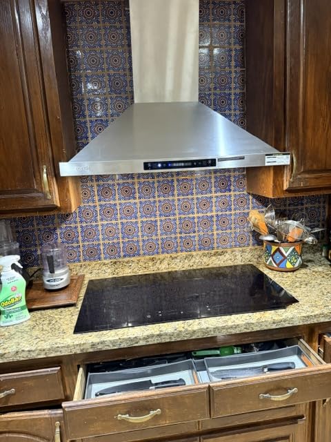 IKTCH 30-inch Wall Mount Range Hood 900 CFM Ducted/Ductless Convertible, Kitchen Chimney Vent Stainless Steel with Gesture Sensing & Touch Control Switch Panel, 2 Pcs Adjustable Lights(IKP02-30'') customer photo 2