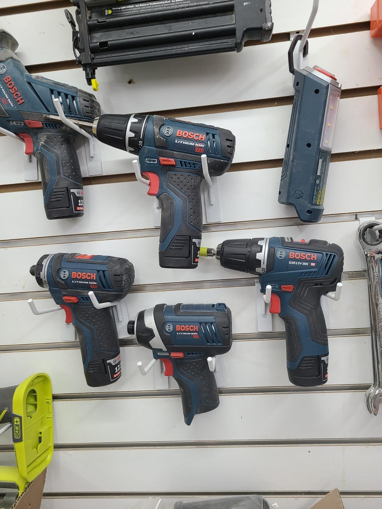 Bosch GSR12V-300B22 12V Max EC Brushless 3/8 In. Drill/Driver Kit customer photo 2