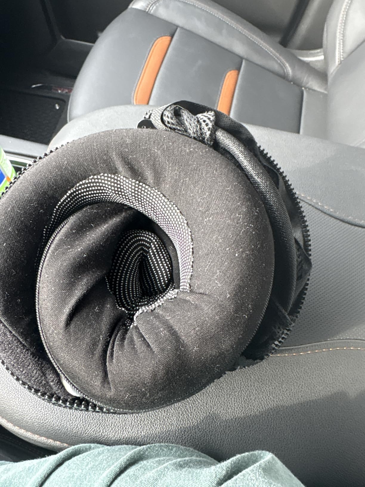 Proglobe Travel Neck Pillow for Airplanes, Long Haul Flight Kit, Grey customer photo 2