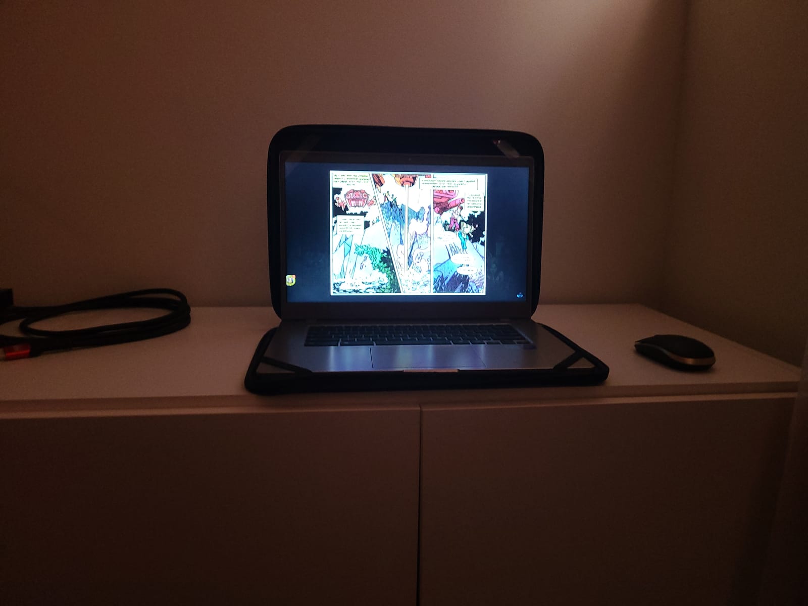 SAMSUNG XE350XBA-K01US Chromebook 4 + Chrome OS 15.6