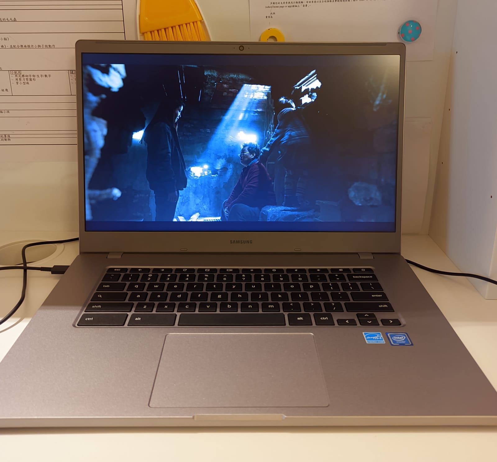 SAMSUNG XE350XBA-K01US Chromebook 4 + Chrome OS 15.6