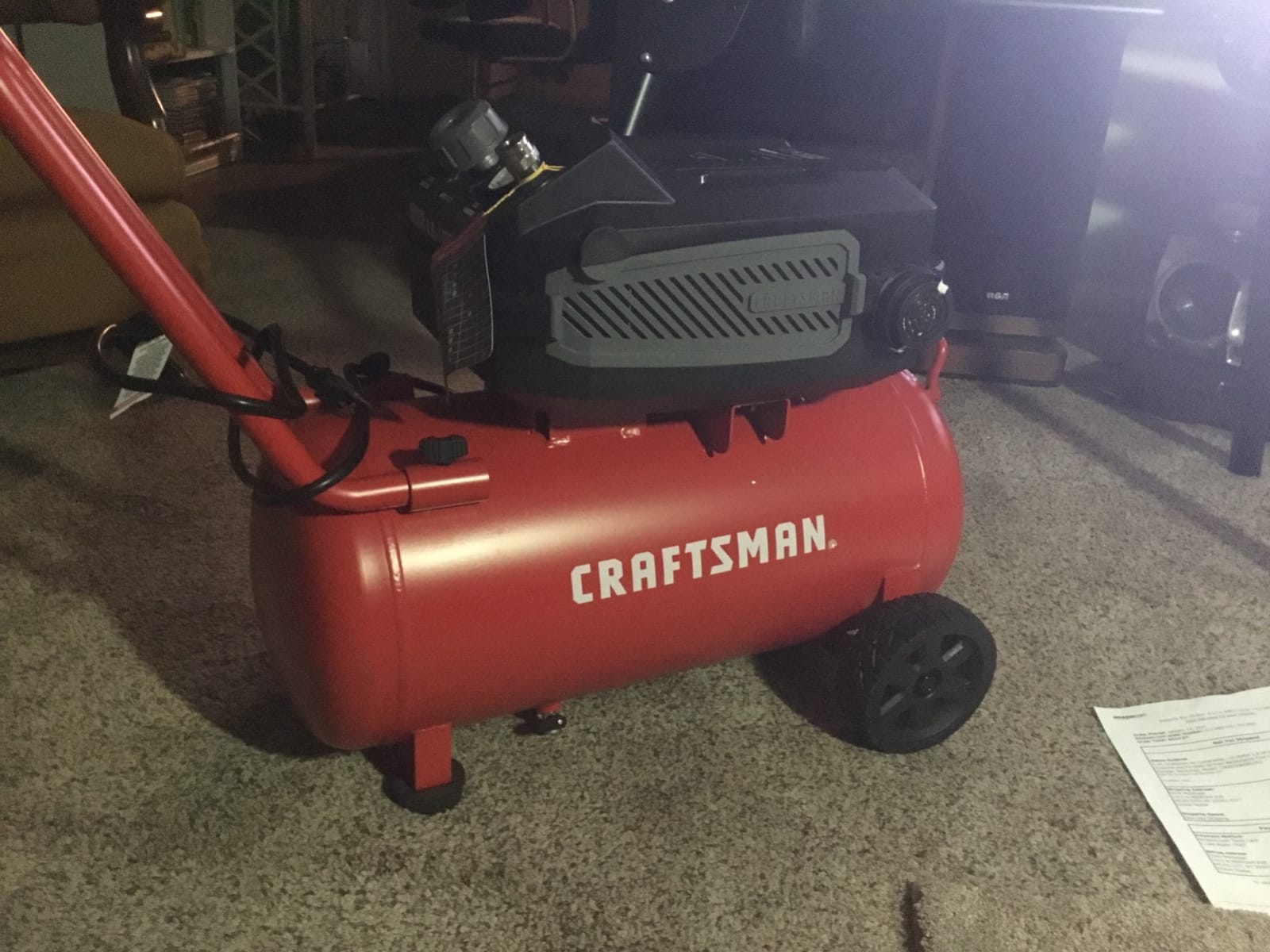 Craftsman 10-Gallon Air Compressor, 1.8 HP, Max 175 PSI, 4.0 CFM @ 90PSI, 5.0 CFM@40PSI, Oil-Free, Quiet Shop Air Compressor with Wheels for Spraying Pneumatic Tool, Model: CMXECXA0201041 customer photo 1