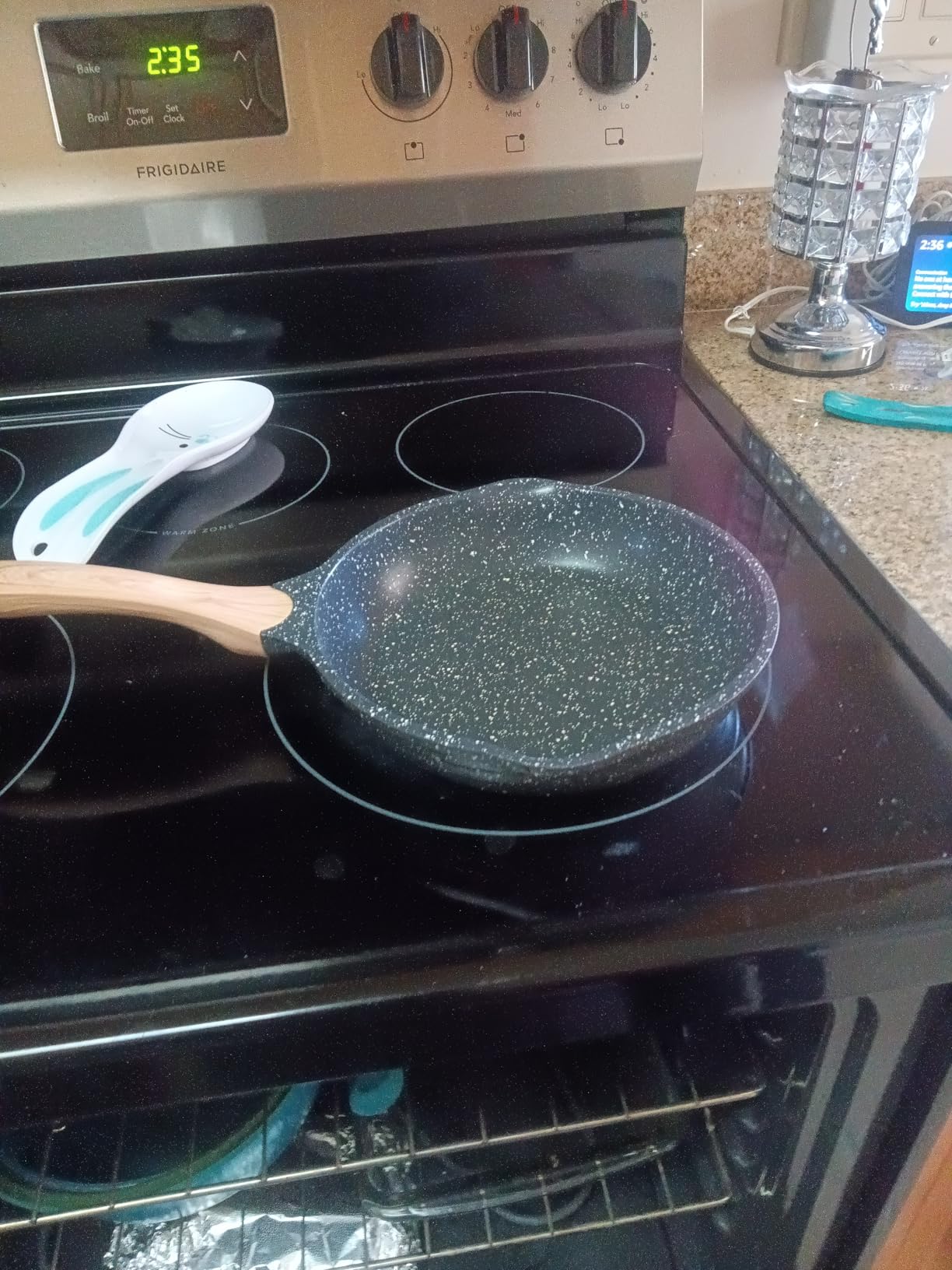 JEETEE 8 Inch Nonstick Frying Pan Easy Clean Small Egg Pan Skillet customer photo 1