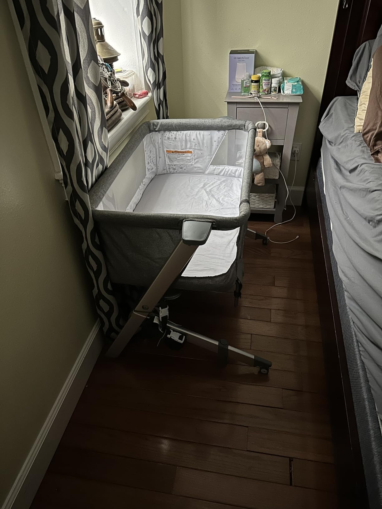 Dream On Me Skylar Bassinet & Bedside Sleeper, Adjustable Height, Black customer photo 2