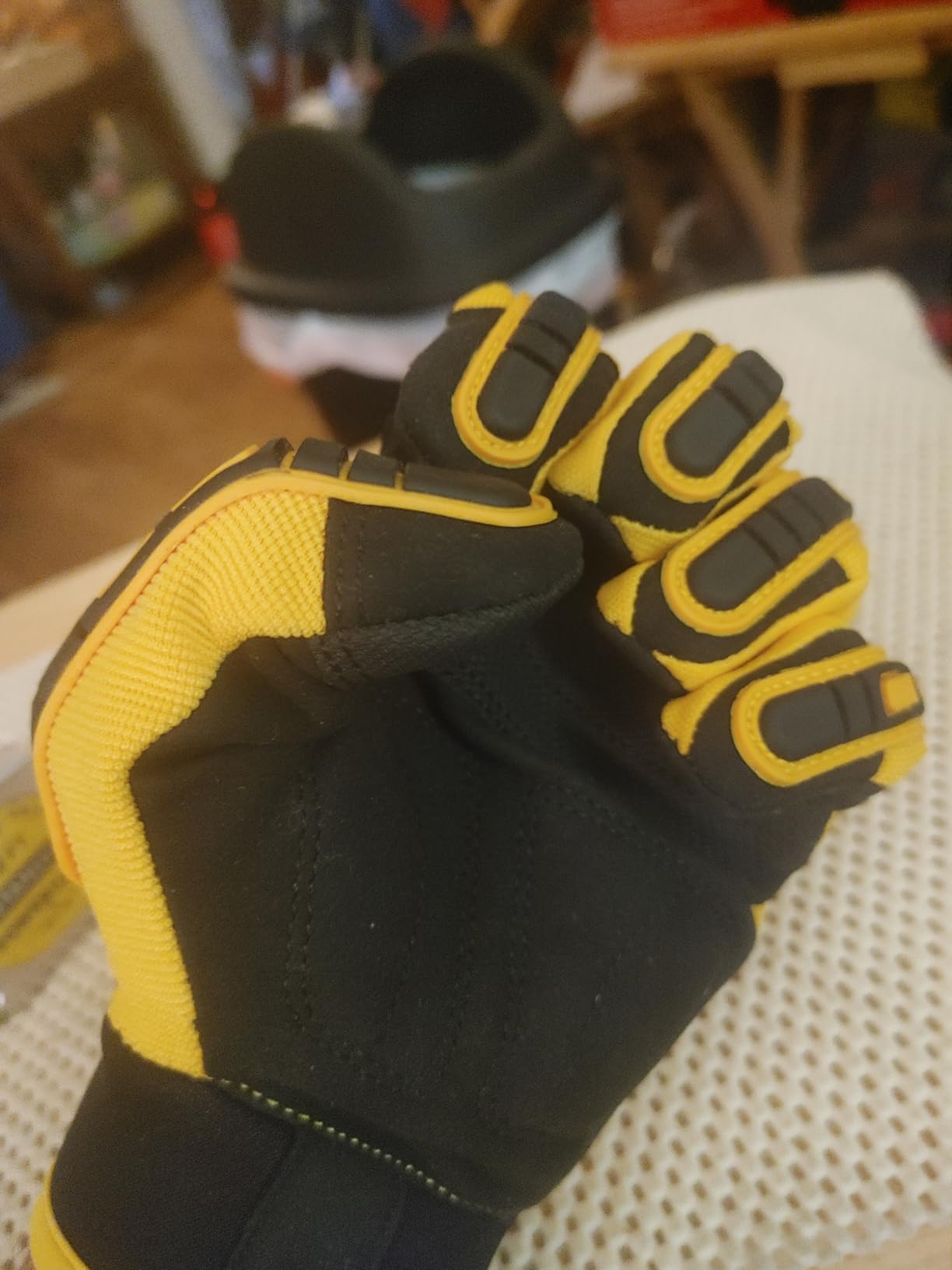 DEWALT DPG781 Performance Mechanic Work Glove with TPR Impact Protection and Anti-Slip Grip customer photo 2