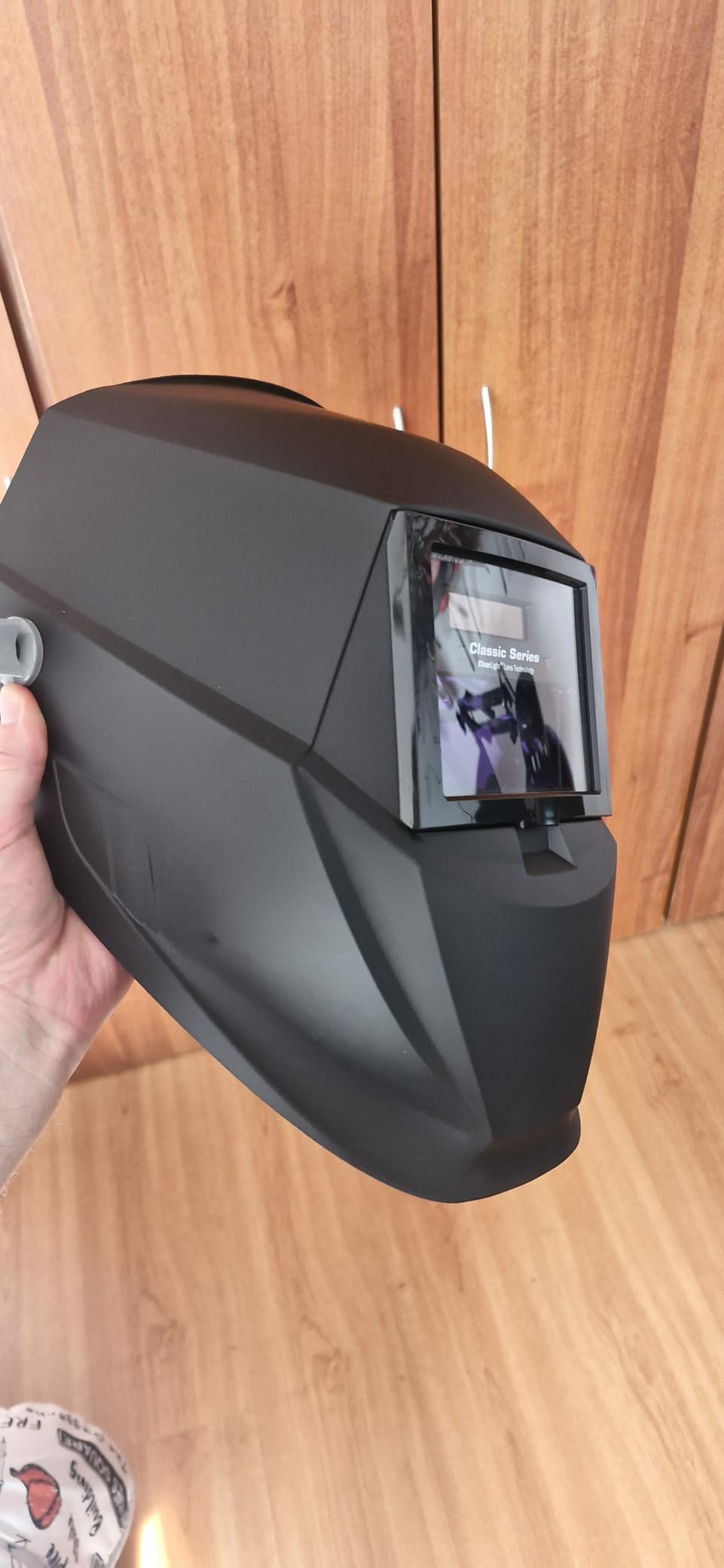 Miller Classic Series Welding Helmet, ClearLight™, Shade 8-13, Black customer photo 2