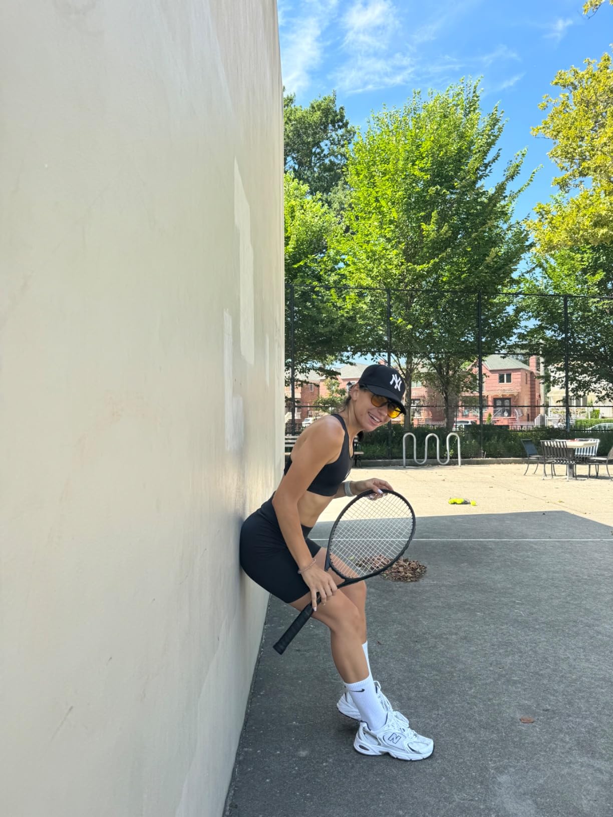 HIRALIY 27-Inch Tennis Racket for Adults with Ball and Carry Bag customer photo 1