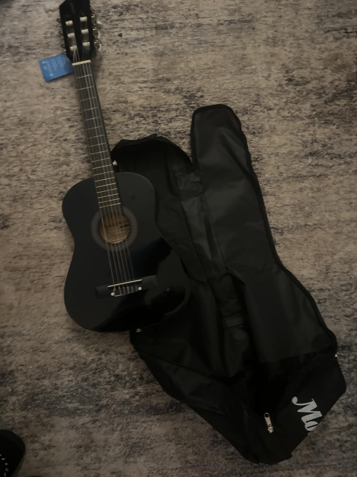 Moukey 36 Inch Acoustic Guitar for Beginners Kids Youth 3/4 Size Dreadnought Travel Guitarra Acustica Kit with Chord Poster, Gig Bag, Tuner, Picks, Nylon Strings, Capo, Strap - Natural customer photo 2