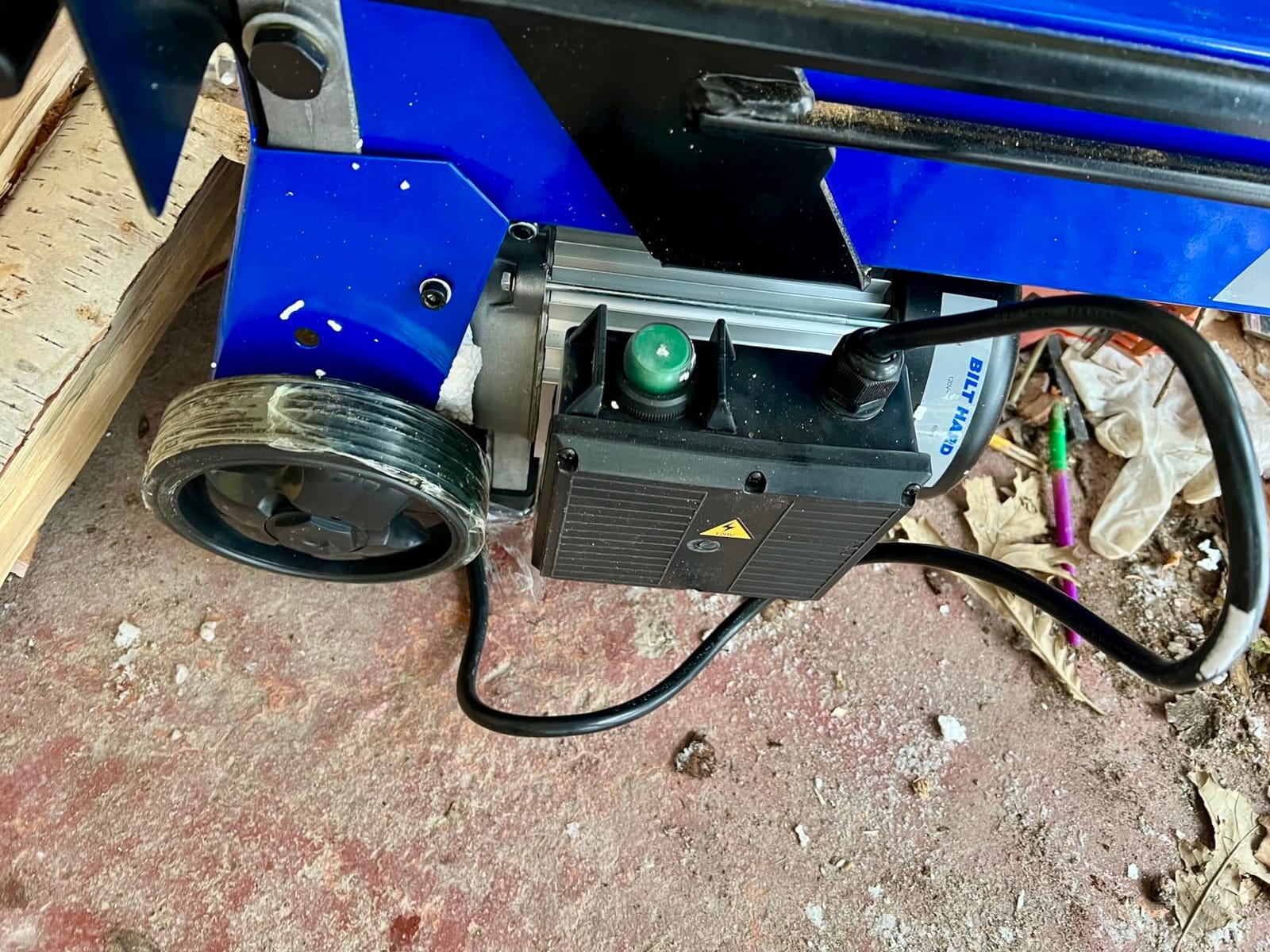 BILT HARD Log Splitter 6.5 Ton, Wood Splitter Electric Powered 15Amp, with Hydraulic Ram, Electric Firewood Splitting Machine, Horizontal customer photo 2