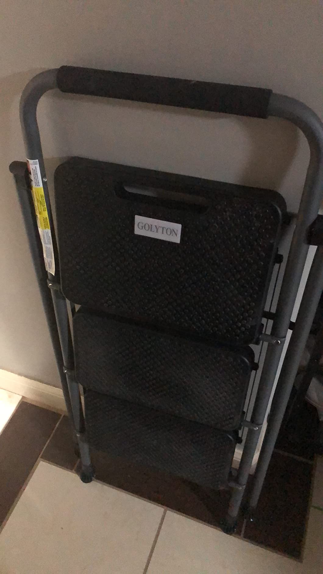 GOLYTON 3 Step Ladder,Step Stools for Adults, 500lbs Capacity customer photo 2