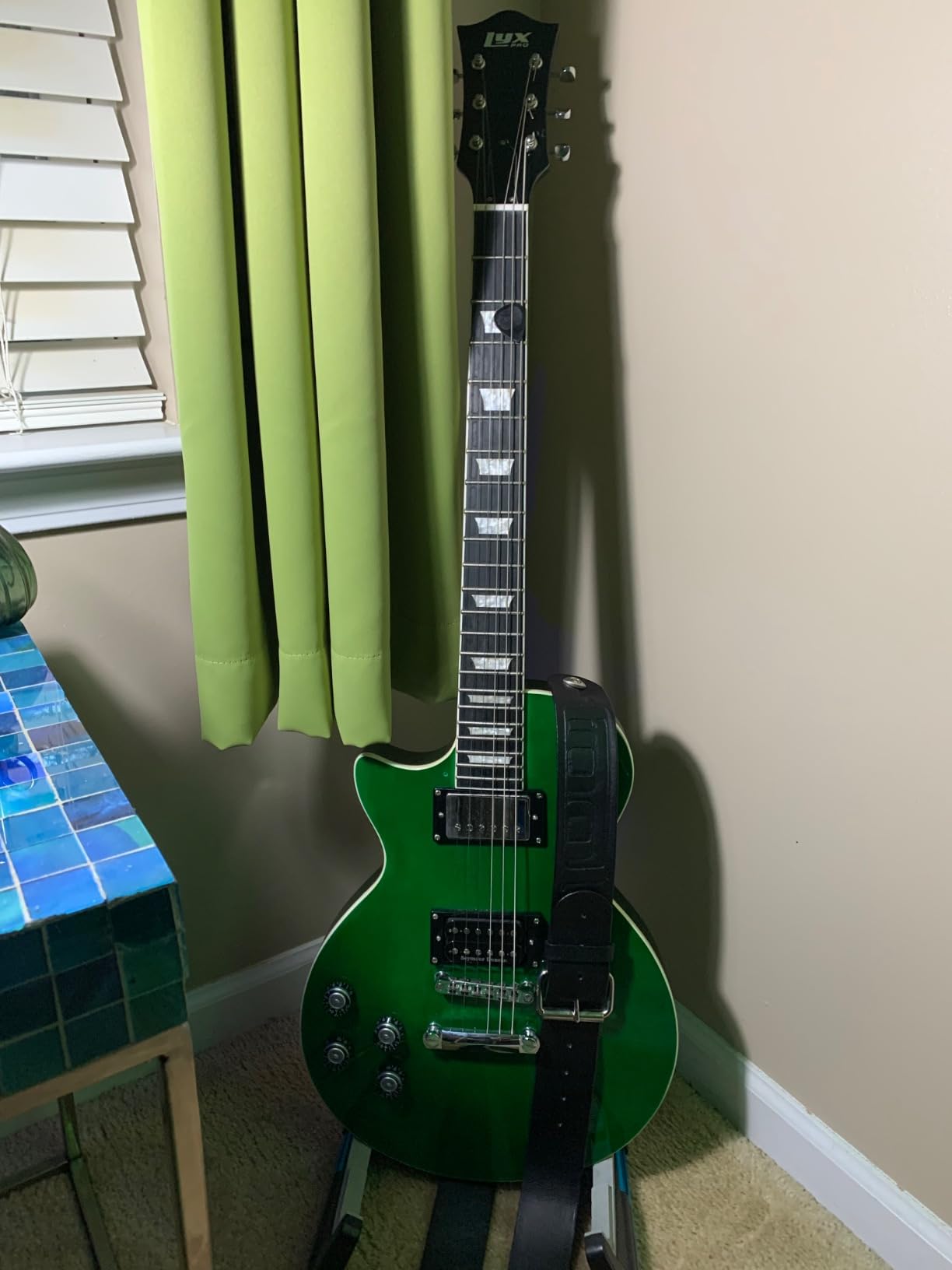 LyxPro 39” SB Series Electric Guitar, LP Style for Beginner, Intermediate & Pro Players Solid Body Guitar, Bonus 2-Pack of Picks, Mahogany Wood, Volume/Tone Controls, 3-Way Pickup - Green customer photo 1