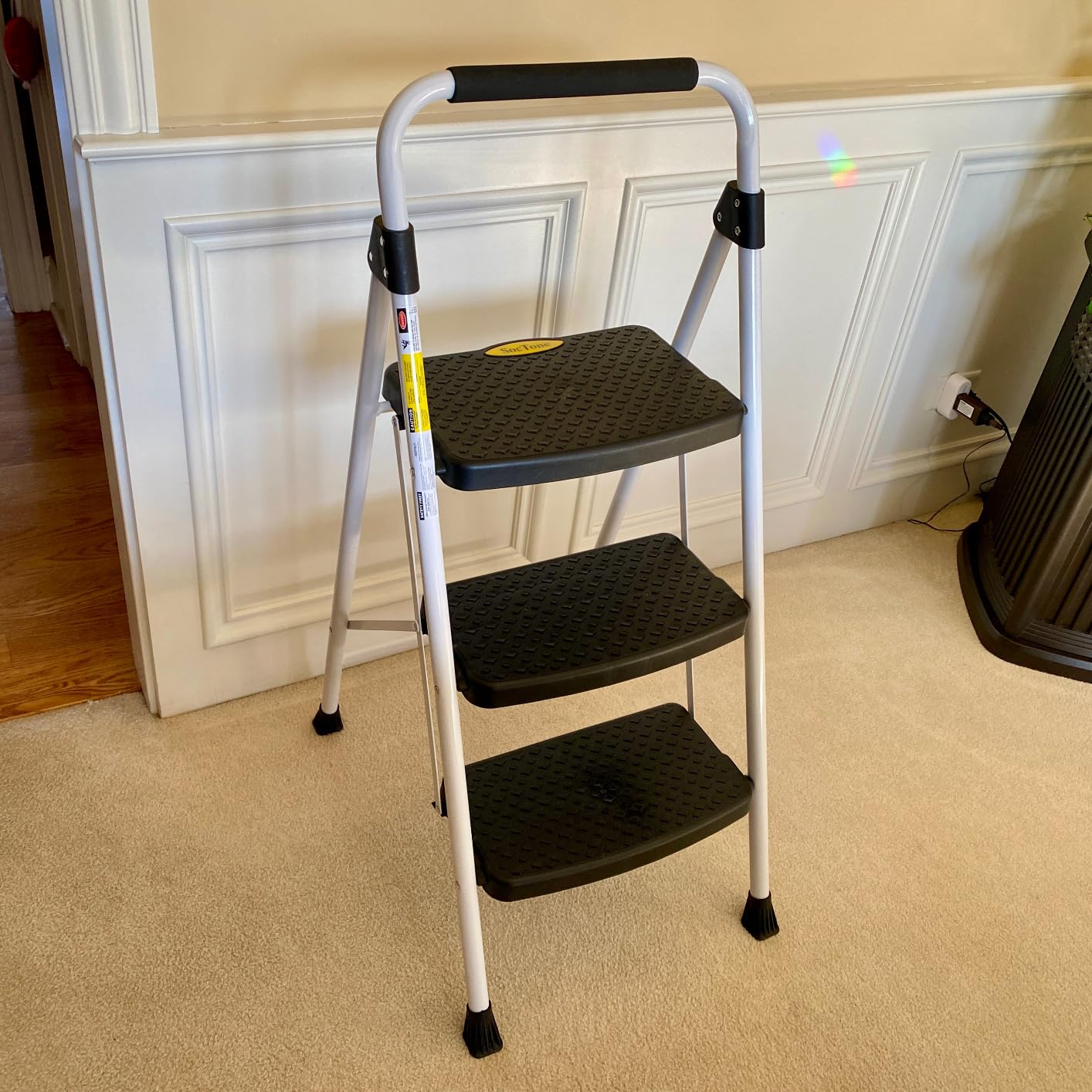 SocTone 3 Step Ladder, Step Stools for Adults, 500lbs Capacity customer photo 1