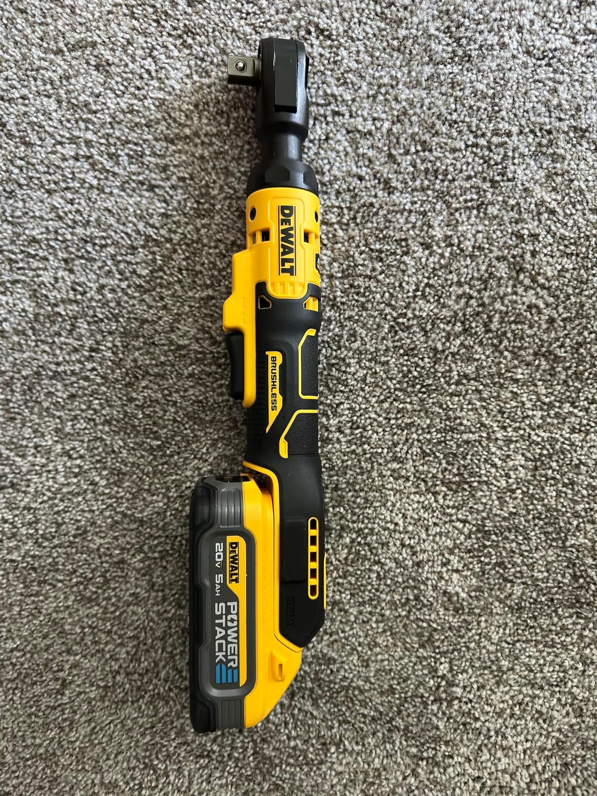 DEWALT ATOMIC 20V MAX Brushless Cordless Ratchet, 1/2 Inch, Bare Tool Only (DCF512B) customer photo 2