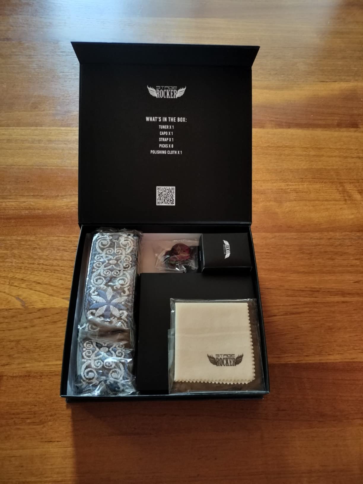 Stage Rocker Guitar Accessories Gift Box for Acoustic and Electric Guitars, 5-in-1 Essential Gift customer photo 1