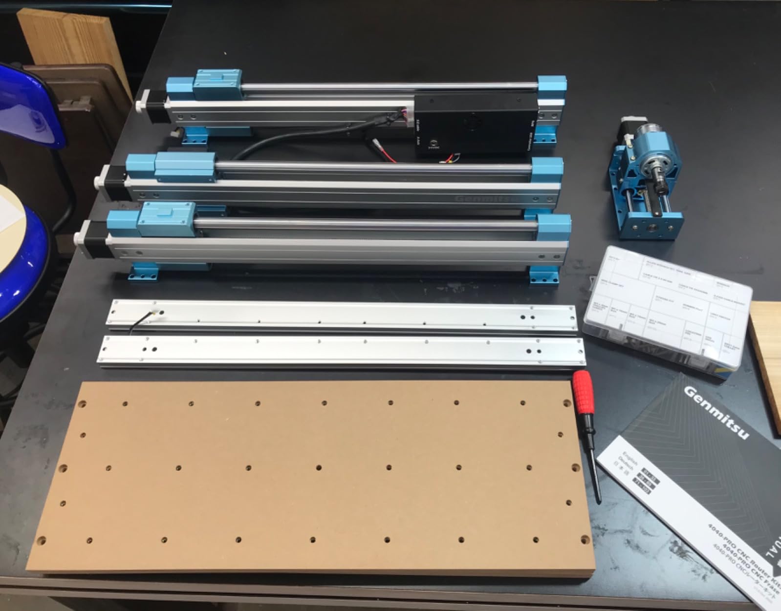 Genmitsu 4040-PRO CNC Router Machine for Metal Acrylic Cutting Milling customer photo 2
