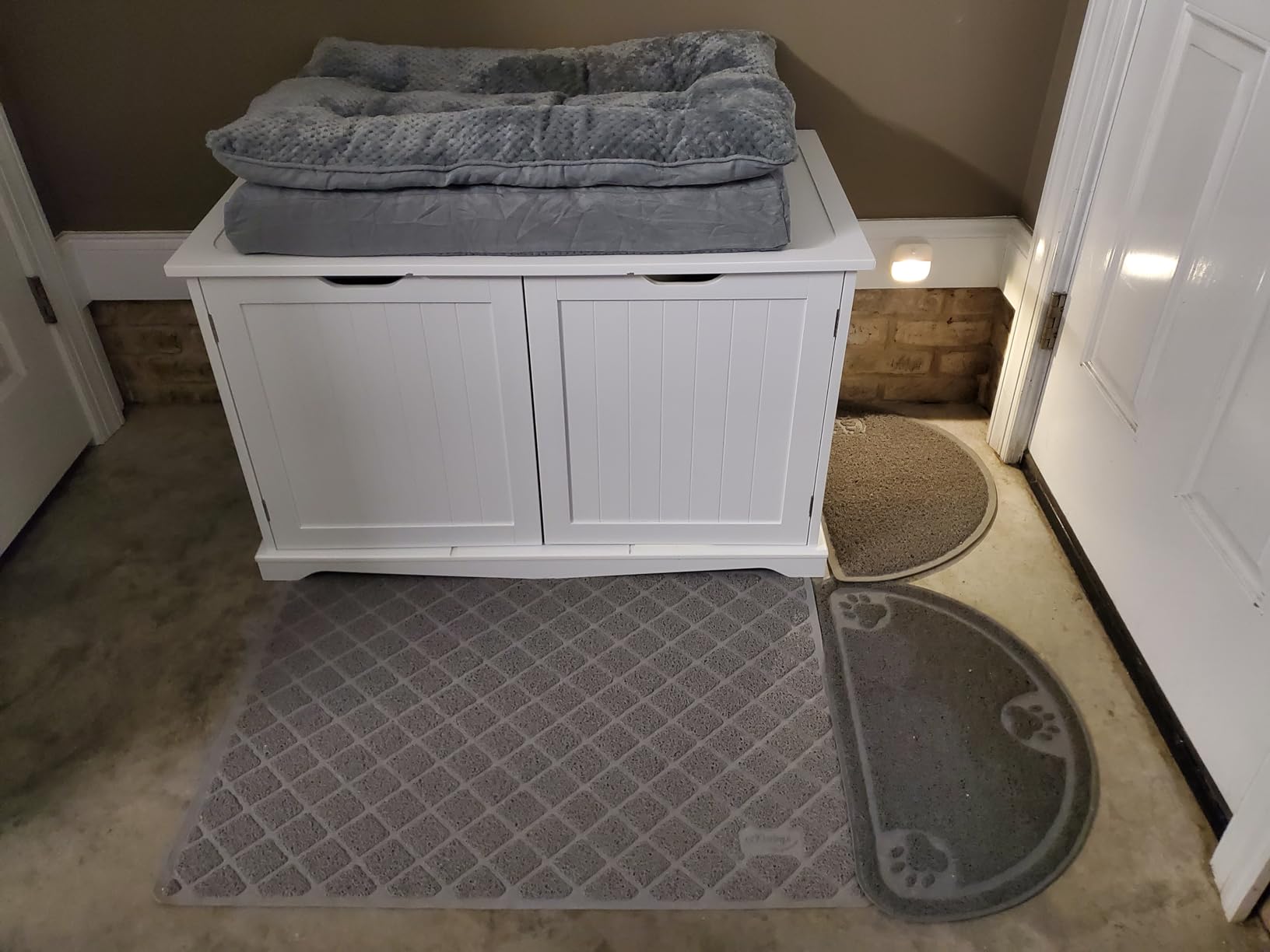 Yaheetech Cat Litter Box Enclosure, Litter Cabinet Furniture Hidden, Wooden Pet Crate Kitty Washroom Storage Bench with Divider Home Loo Indoor Cat House Espresso customer photo 1