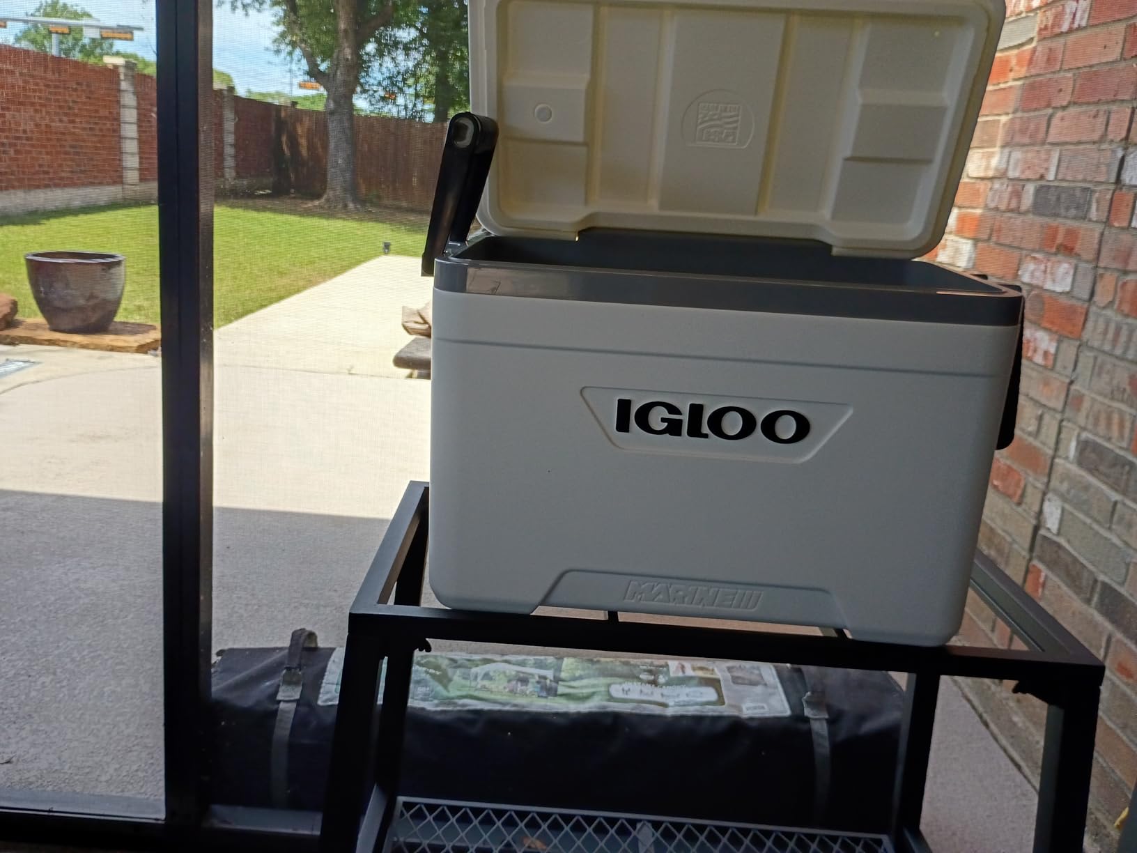 Igloo Marine Cooler | Insulated Hard Shell Ice Chest |Great for Fishing, Camping, Boating, & More customer photo 2