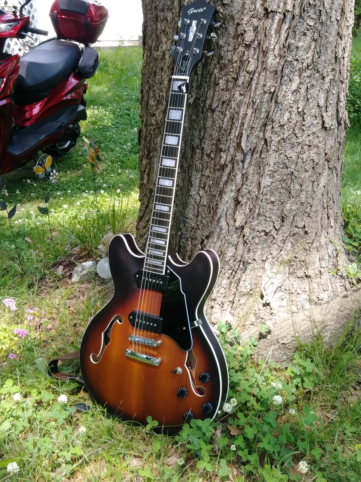 GROTE Electric Guitar Semi-Hollow Body Guitar matte finished P90 (Grey) customer photo 1