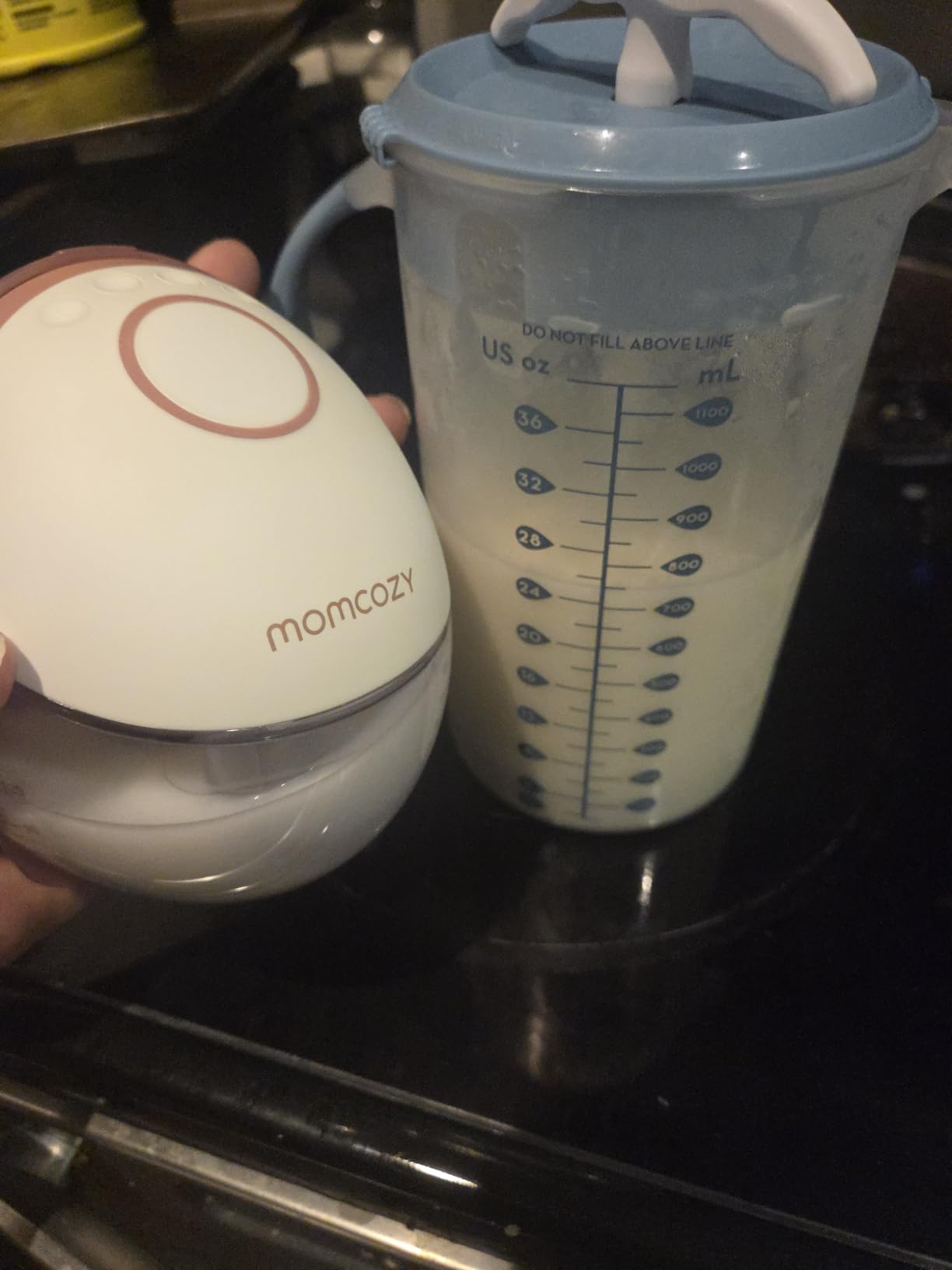 Momcozy Breast Pump Hands-Free Mobile Style Wearable M6 24mm, 2Pcs Cozy Red customer photo 1
