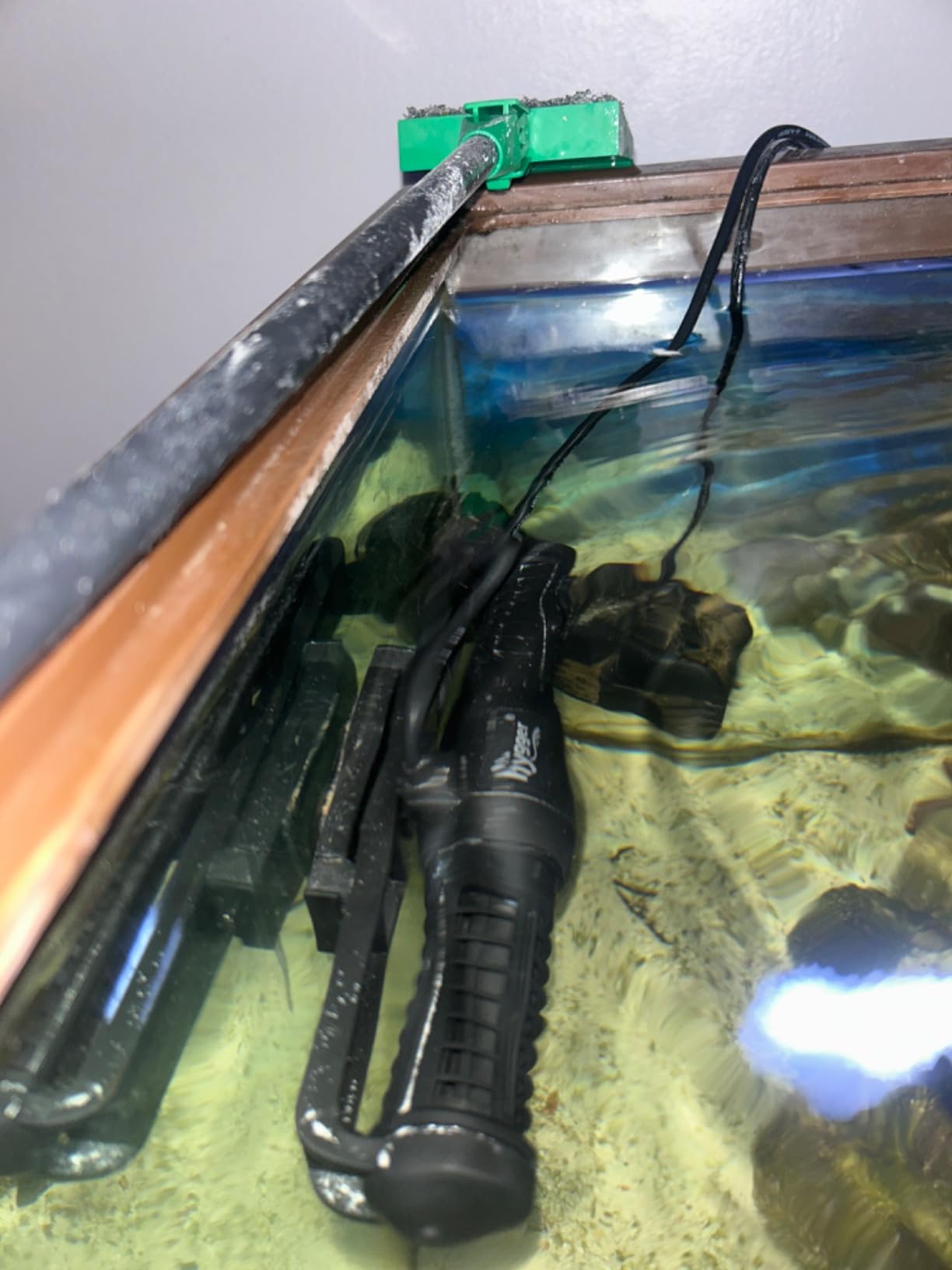 hygger Aquarium Wave Maker, 18W Adjustable Cross Flow Pump with LED Display Controller, Magnetic DC 24V Aquarium Powerhead for Freshwater and Marine Reef Aquariums Up to 135 Gallon customer photo 2