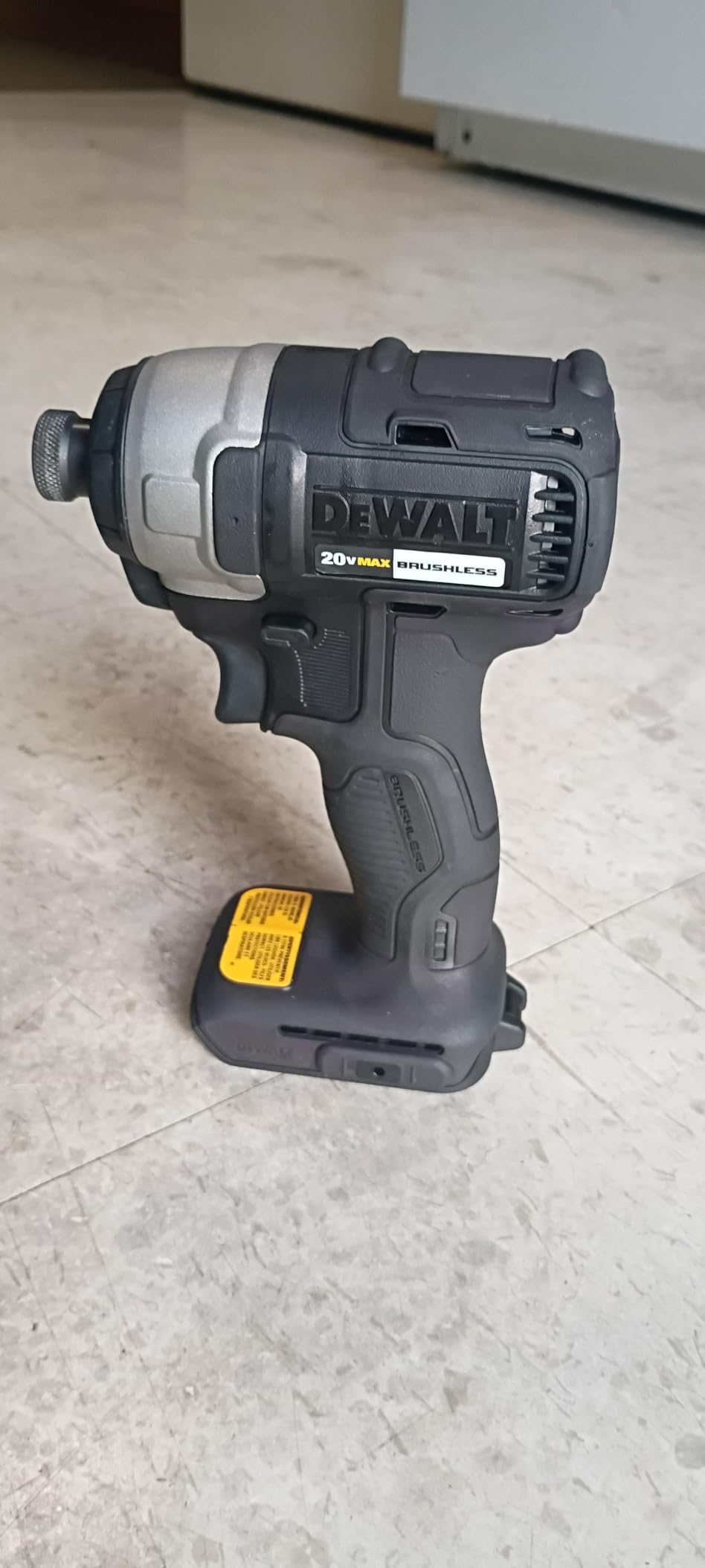 DEWALT 20V MAX Cordless Drill and Impact Driver, Power Drill Brushless 2-Tool Power Tool Combo Kit, Includes 2 Batteries, Charger and Bag (DCK277D2) customer photo 2