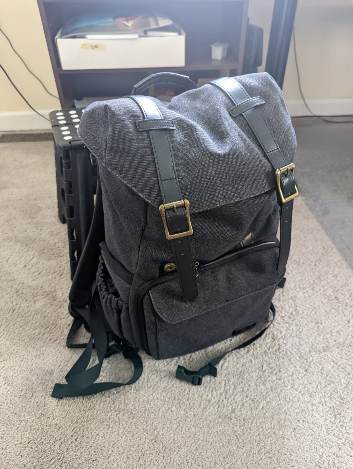 BAGSMART Camera Backpack DSLR Camera Bag Backpacks for Photographers customer photo 1