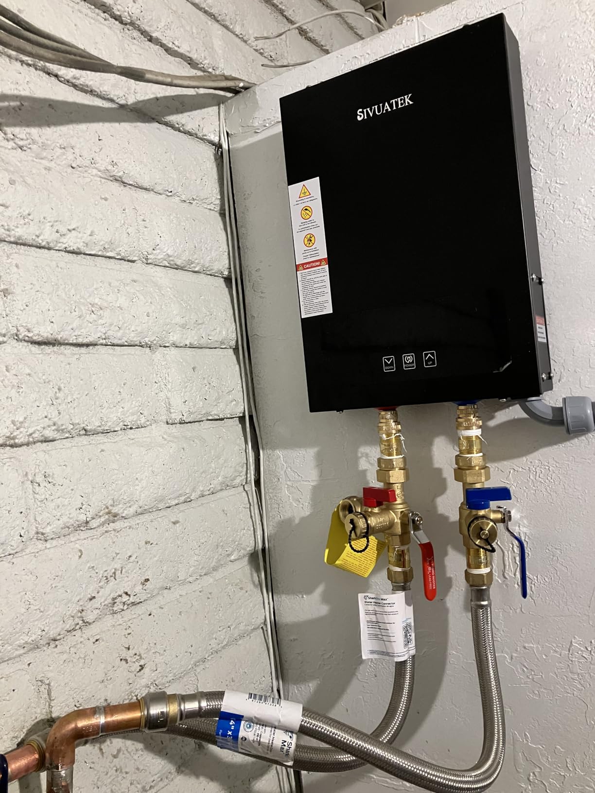 24kW Tankless Water Heater Electric 240V,Self-Modulating customer photo 1