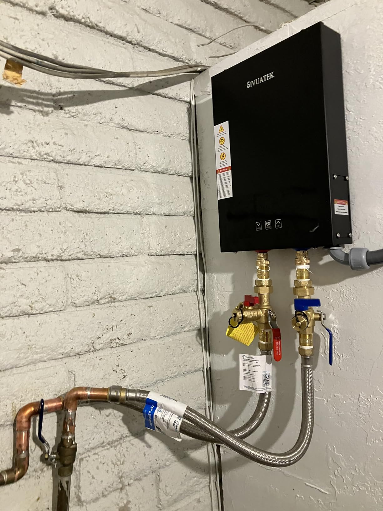 24kW Tankless Water Heater Electric 240V,Self-Modulating customer photo 2