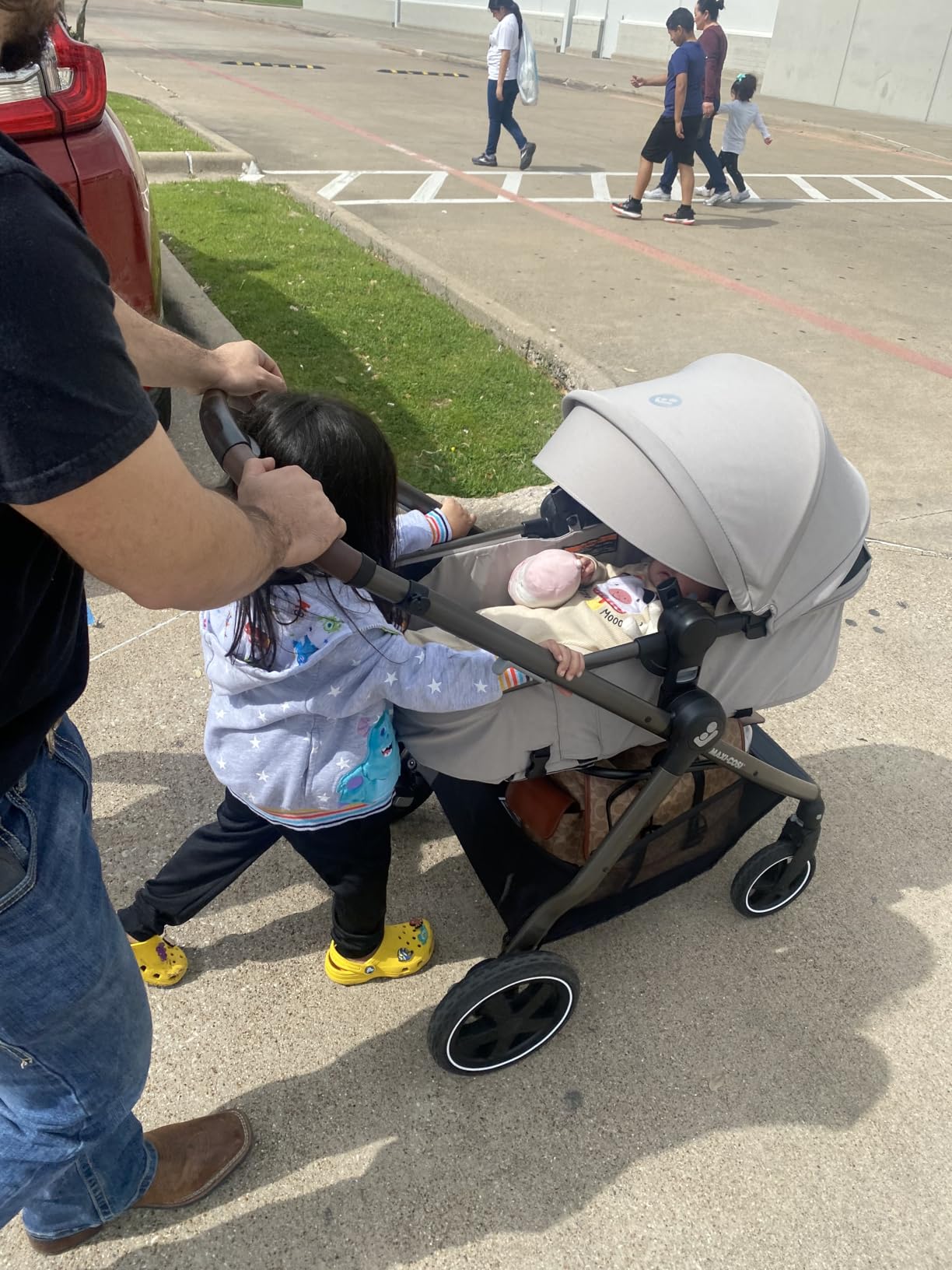 Maxi-Cosi Zelia 2 Luxe 5-in-1 Modular Travel System, New Hope Tan customer photo 2