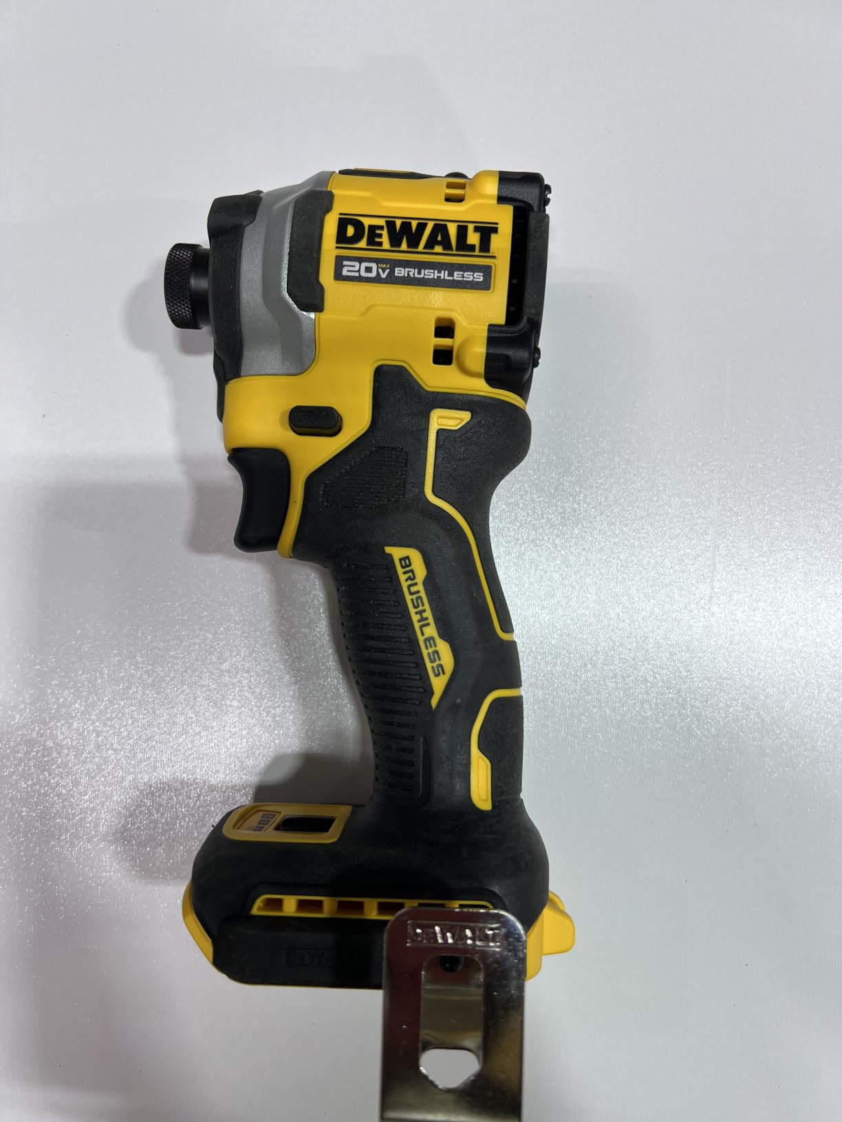 DEWALT DCF850B 20V Cordless Brushless Compact 1/4'' Impact Driver (Tool Only) (DCF850B-NBX) customer photo 2