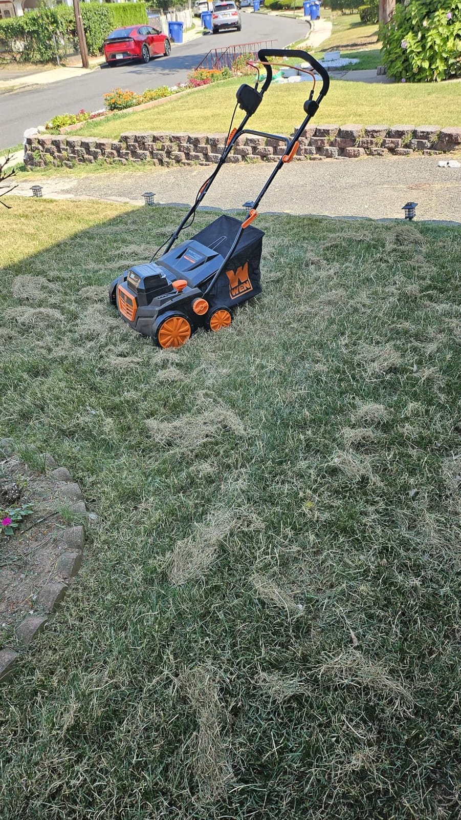 WEN 20V Max Cordless 15-Inch 2-in-1 Brushless Electric Dethatcher and Scarifier with Collection Bag, Two 4.0 Ah Batteries, and Dual-Port Charger (20716) customer photo 1