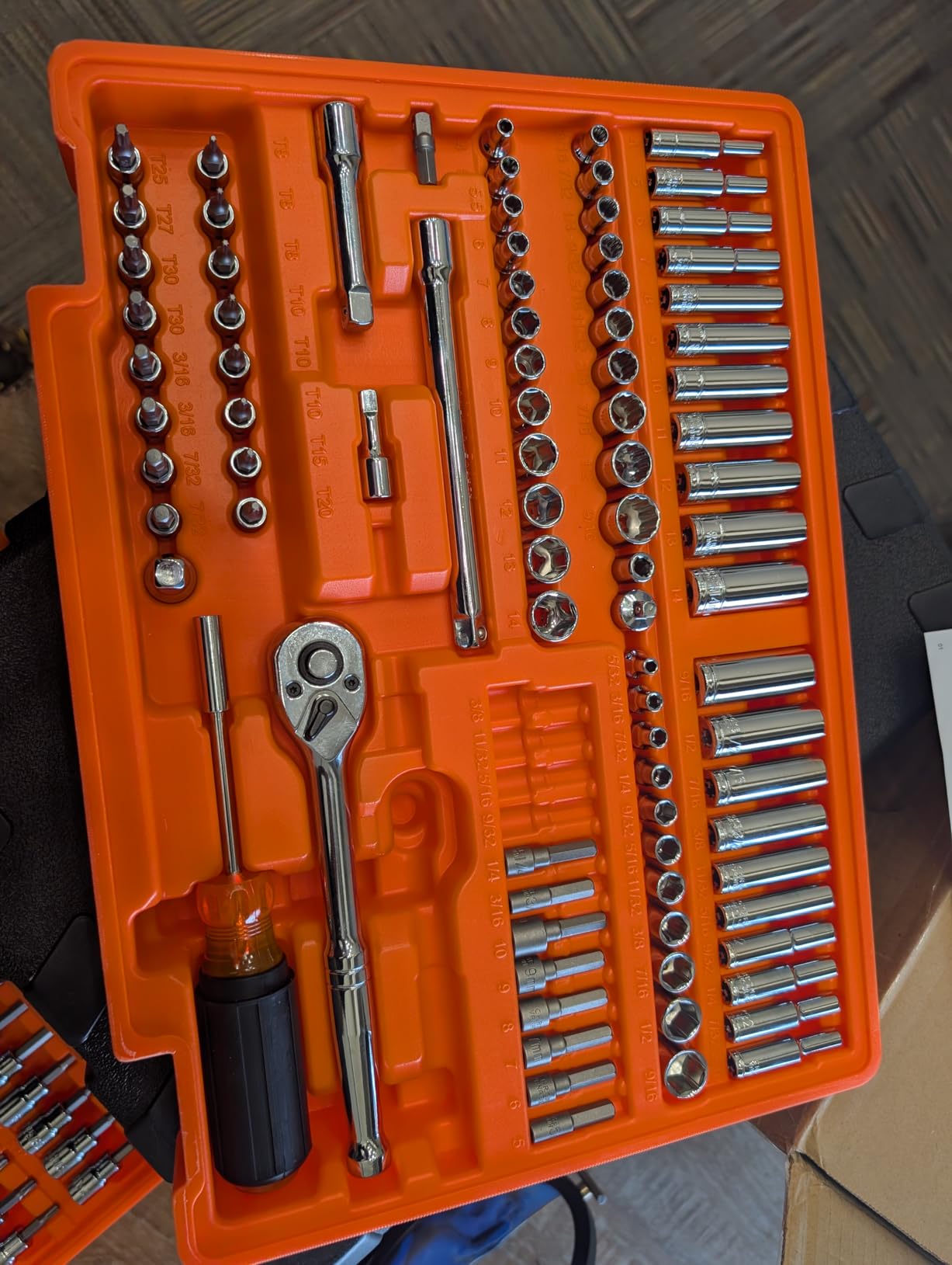VEVOR Mechanics Tool Set and Socket Set, 1/4