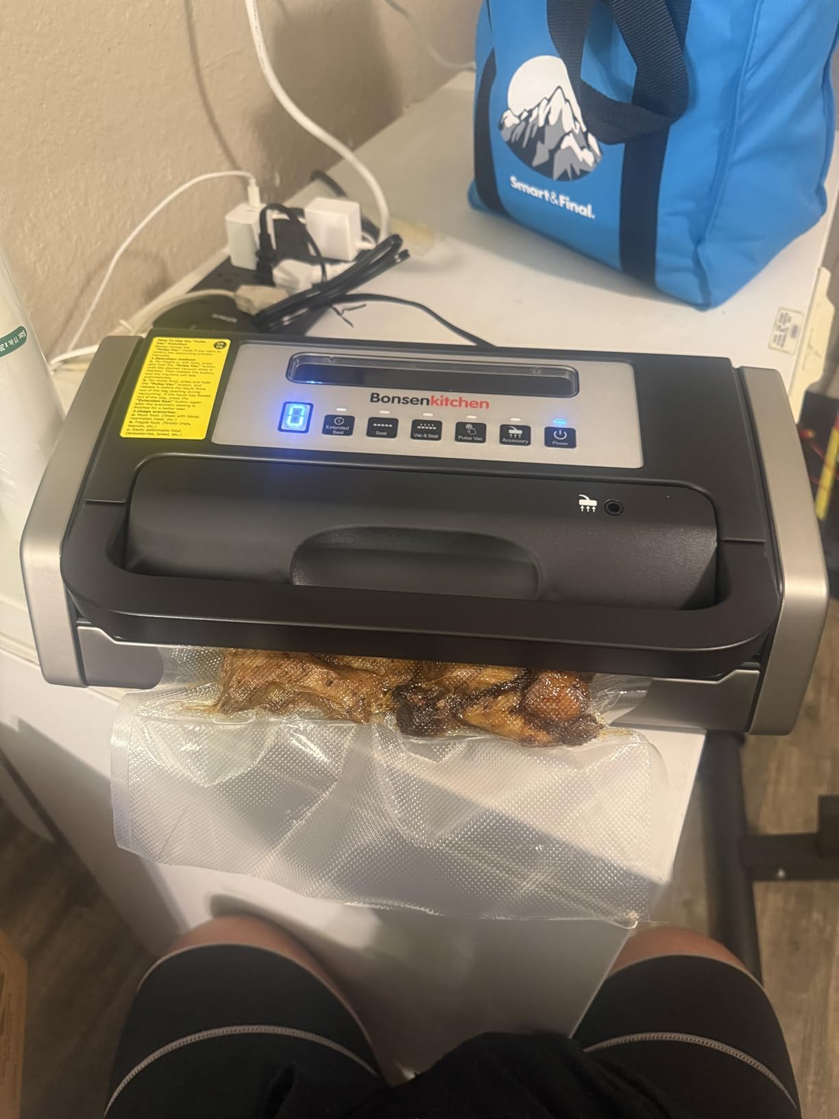 Bonsenkitchen Vacuum Sealer with Easy Handle Design,1 Bag Roll & 10 Bags customer photo 2