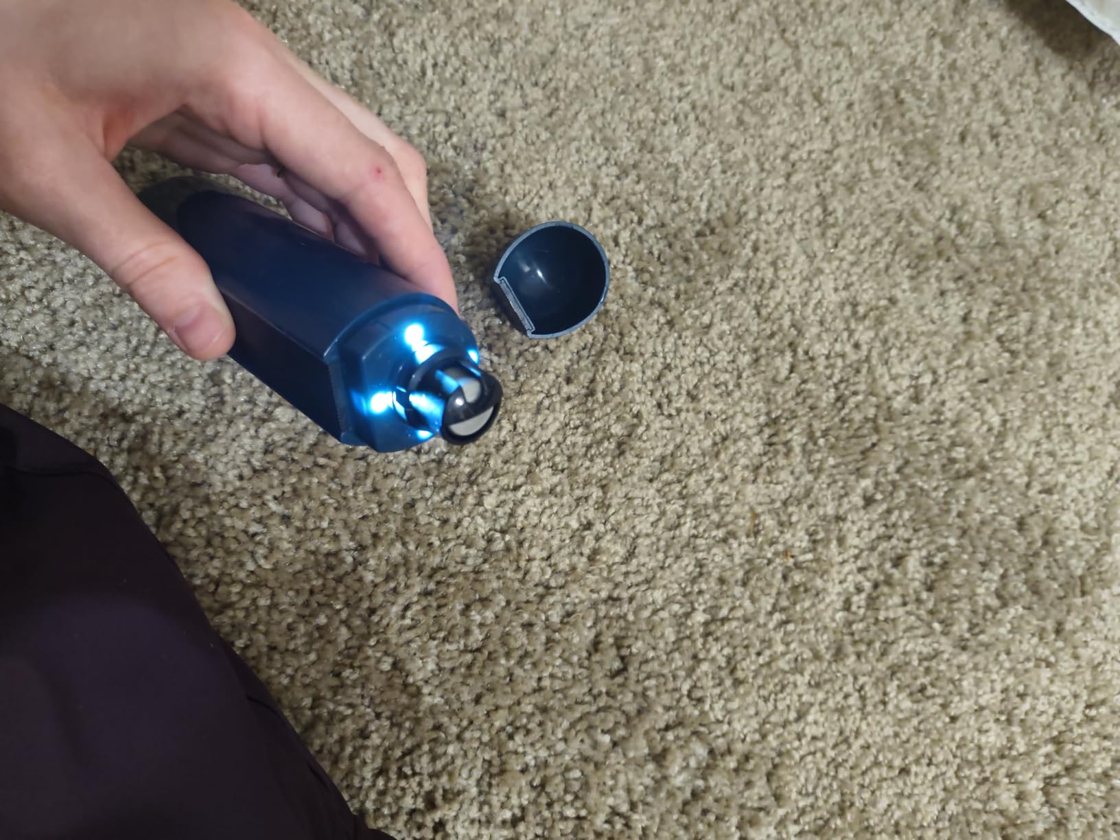 YABIFE 4-Lights Dog Nail Grinder, Easy Quick Locate Dog Nail Trimmers, for Puppy Paw Toenails or Pets from Small, Medium to Large, with Travel Lock, Whisper Quiet, Heavy Duty 3 Speeds customer photo 2